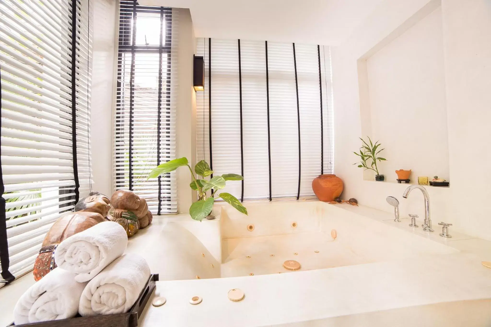 Spa and wellness centre/facilities, Bathroom in Novotel Rayong Rim Pae Resort