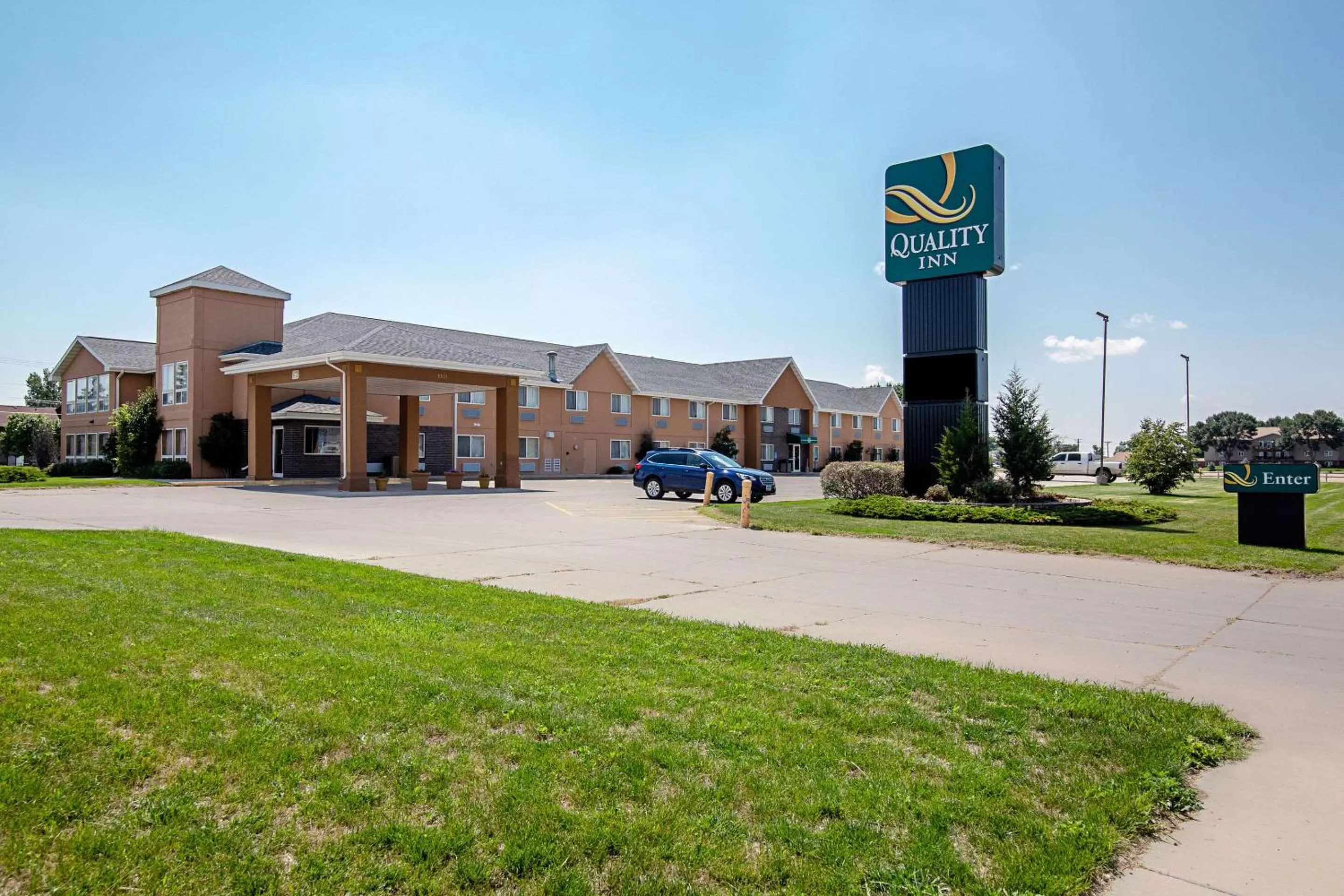 Property building in Quality Inn Huron