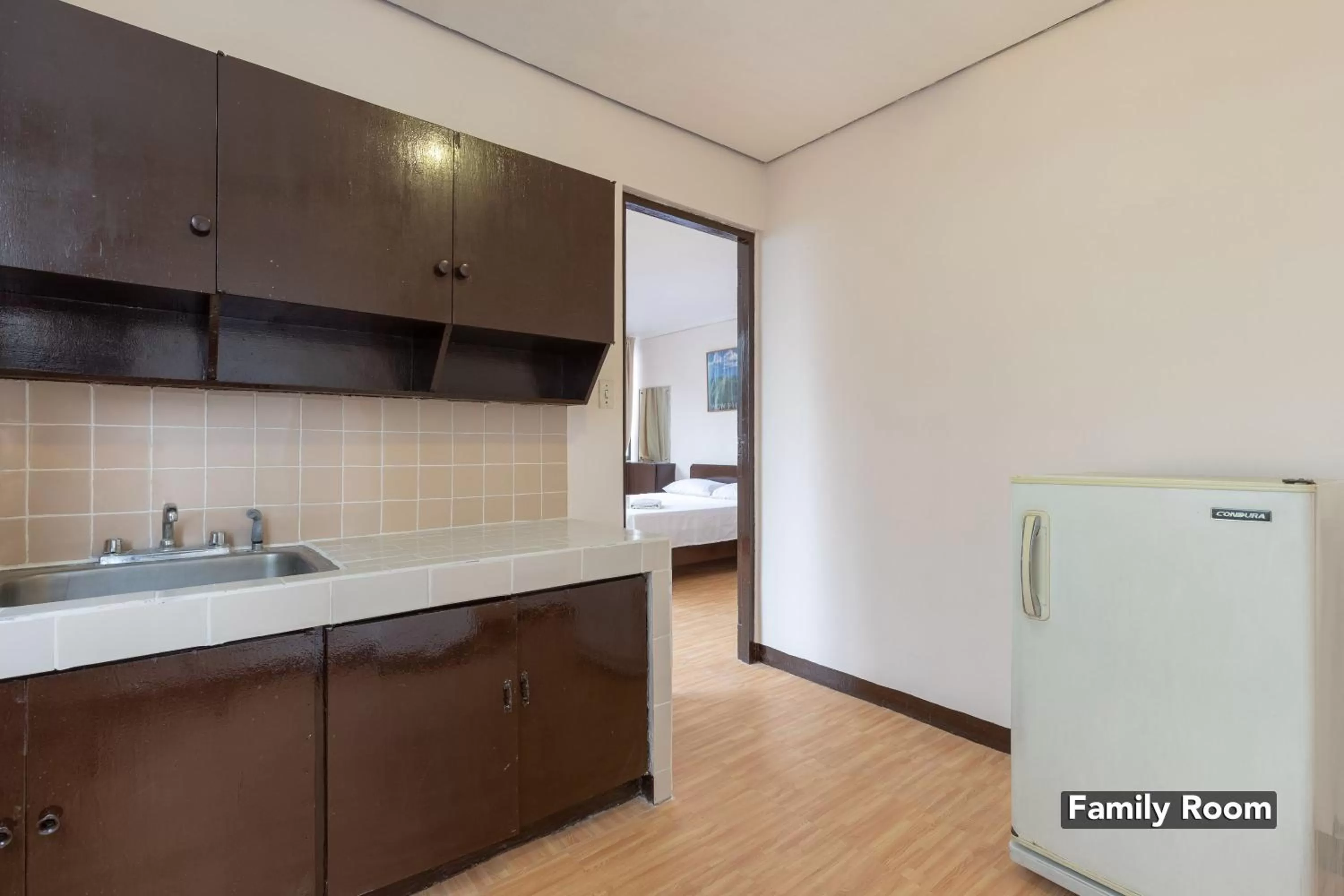 Kitchen or kitchenette in Victoria Mansions