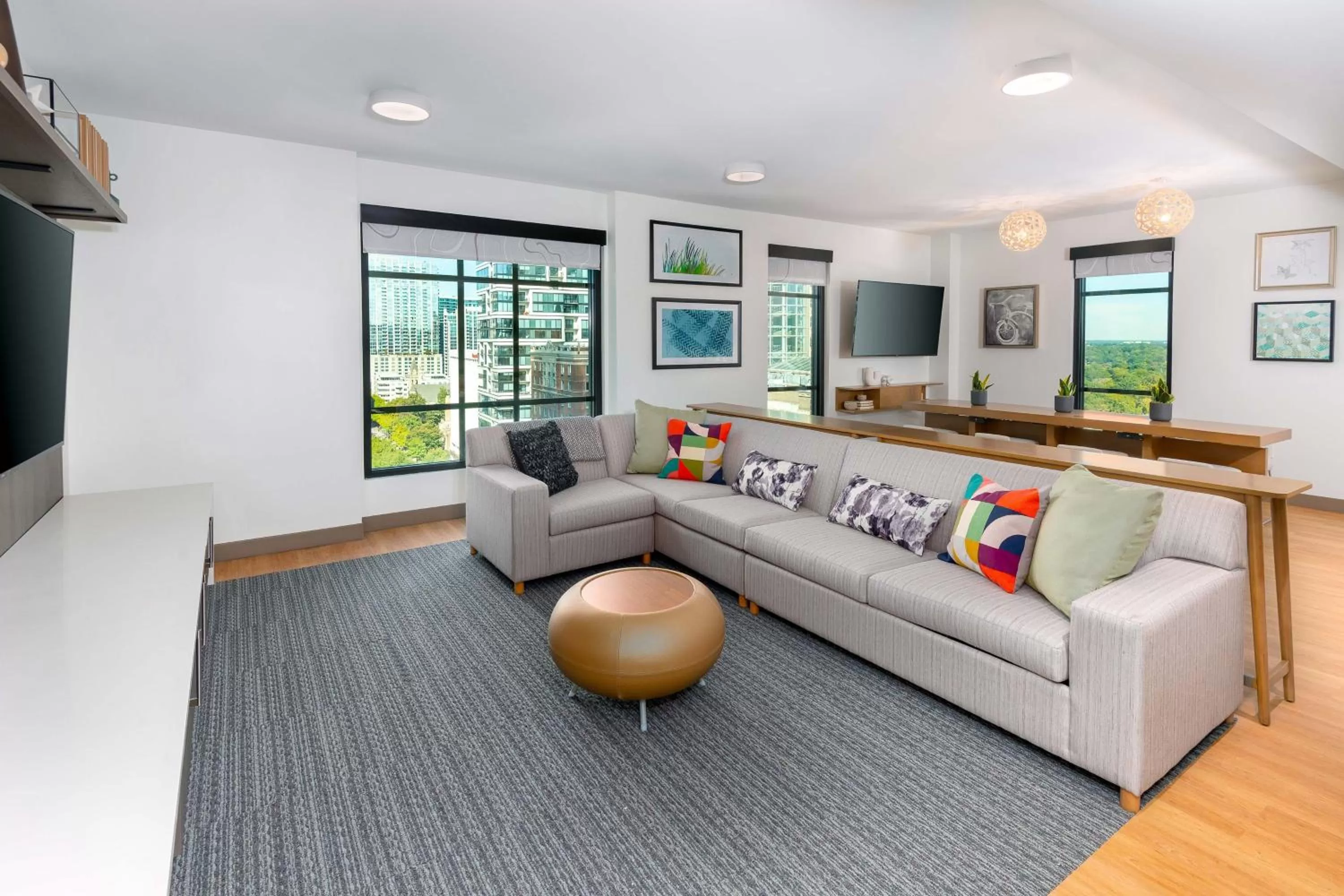 Living room in Element Atlanta Midtown