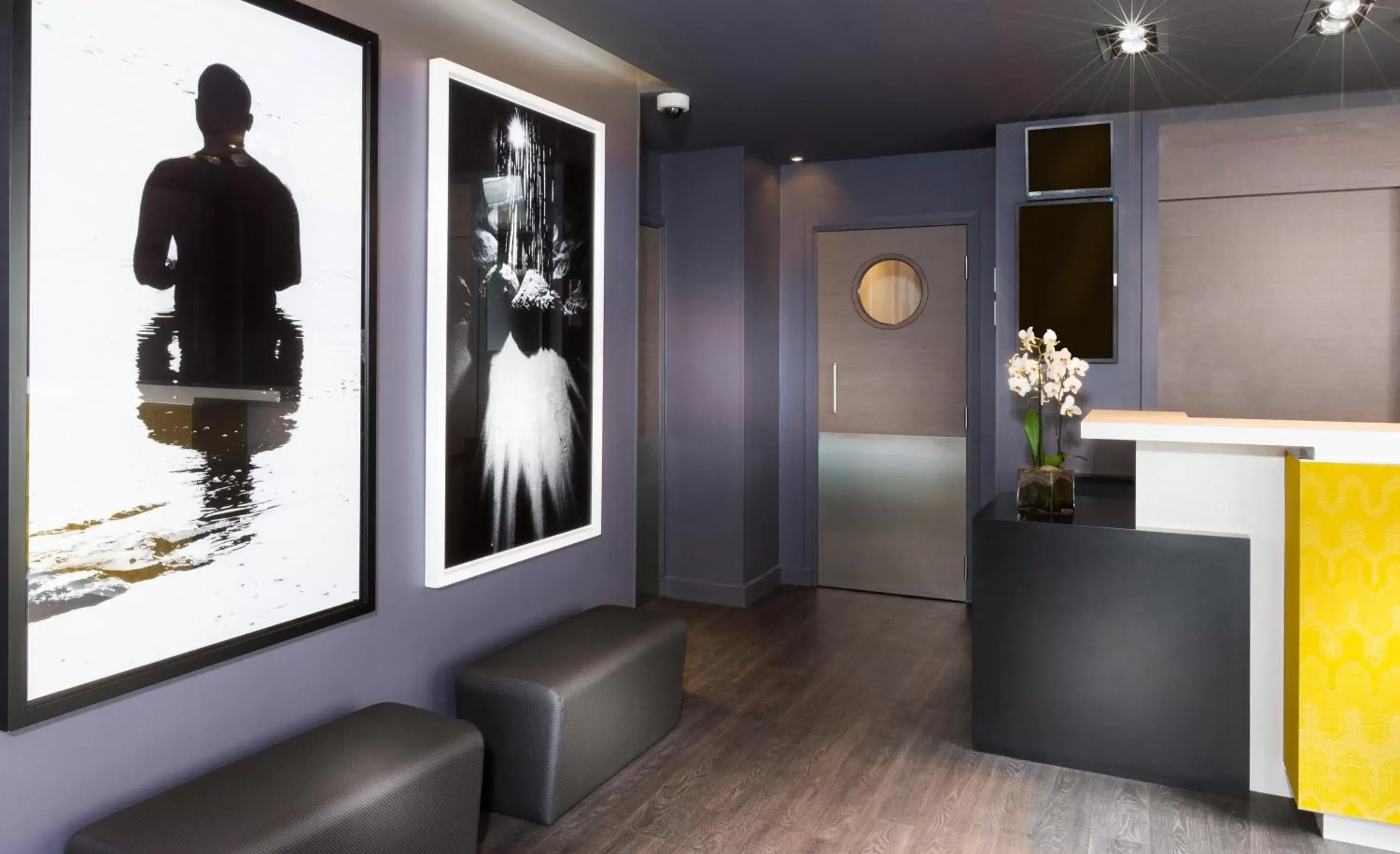 Lobby or reception in Libertel Montmartre Opéra Lobby or reception in Libertel Montmartre Opéra