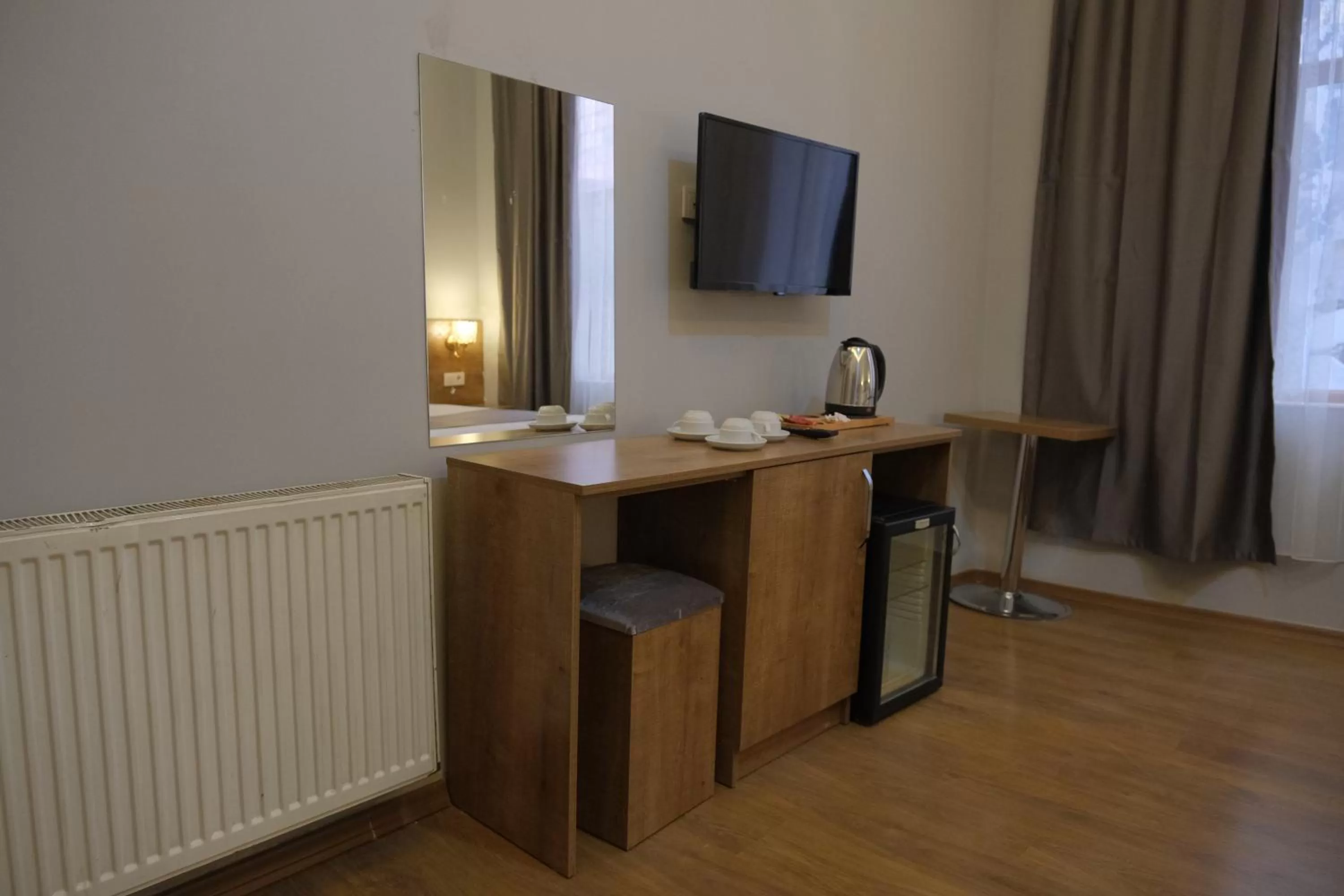 TV and multimedia in Adamantides Hotel