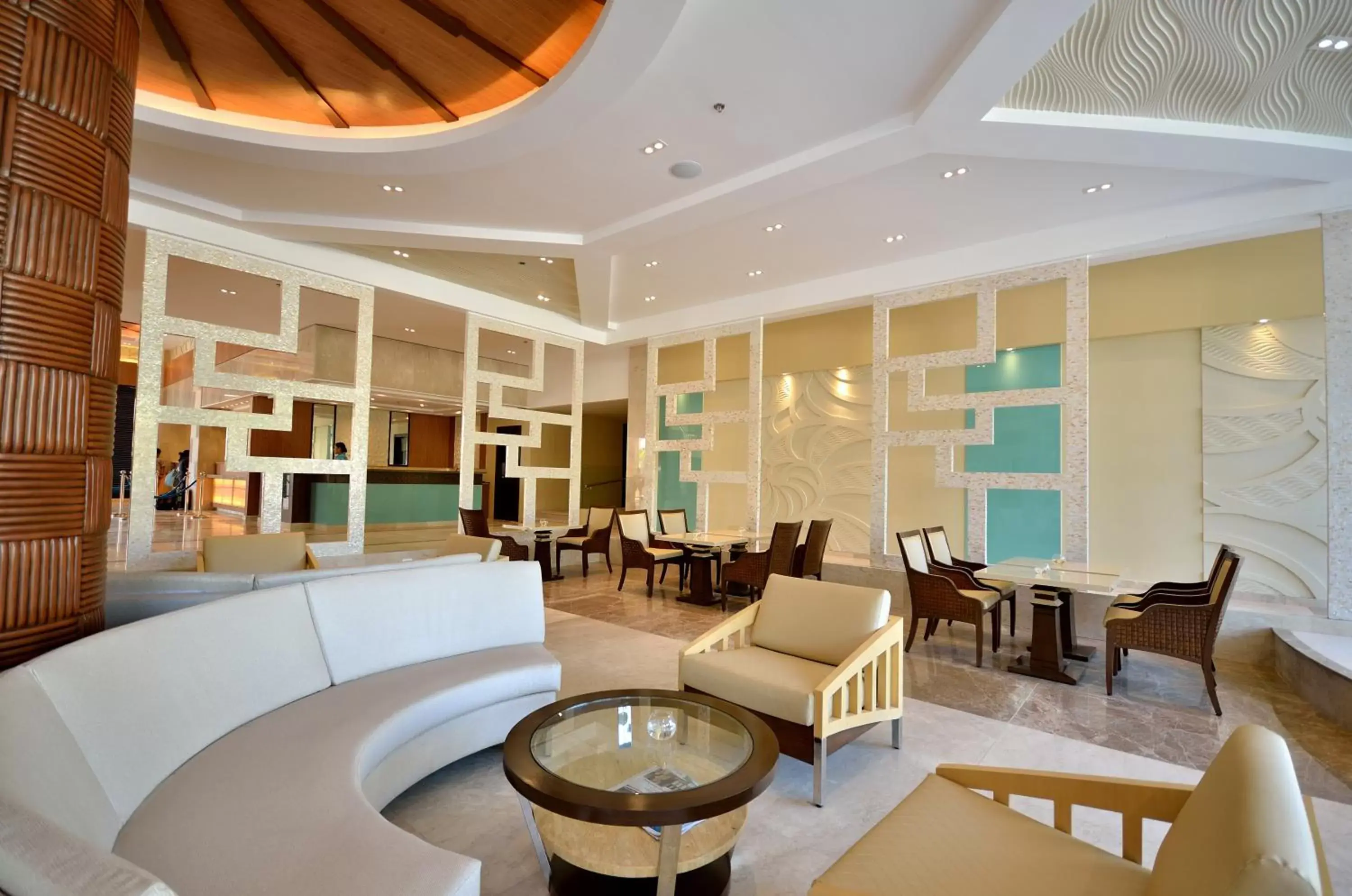 Lobby or reception, Restaurant/Places to Eat in Henann Resort Alona Beach