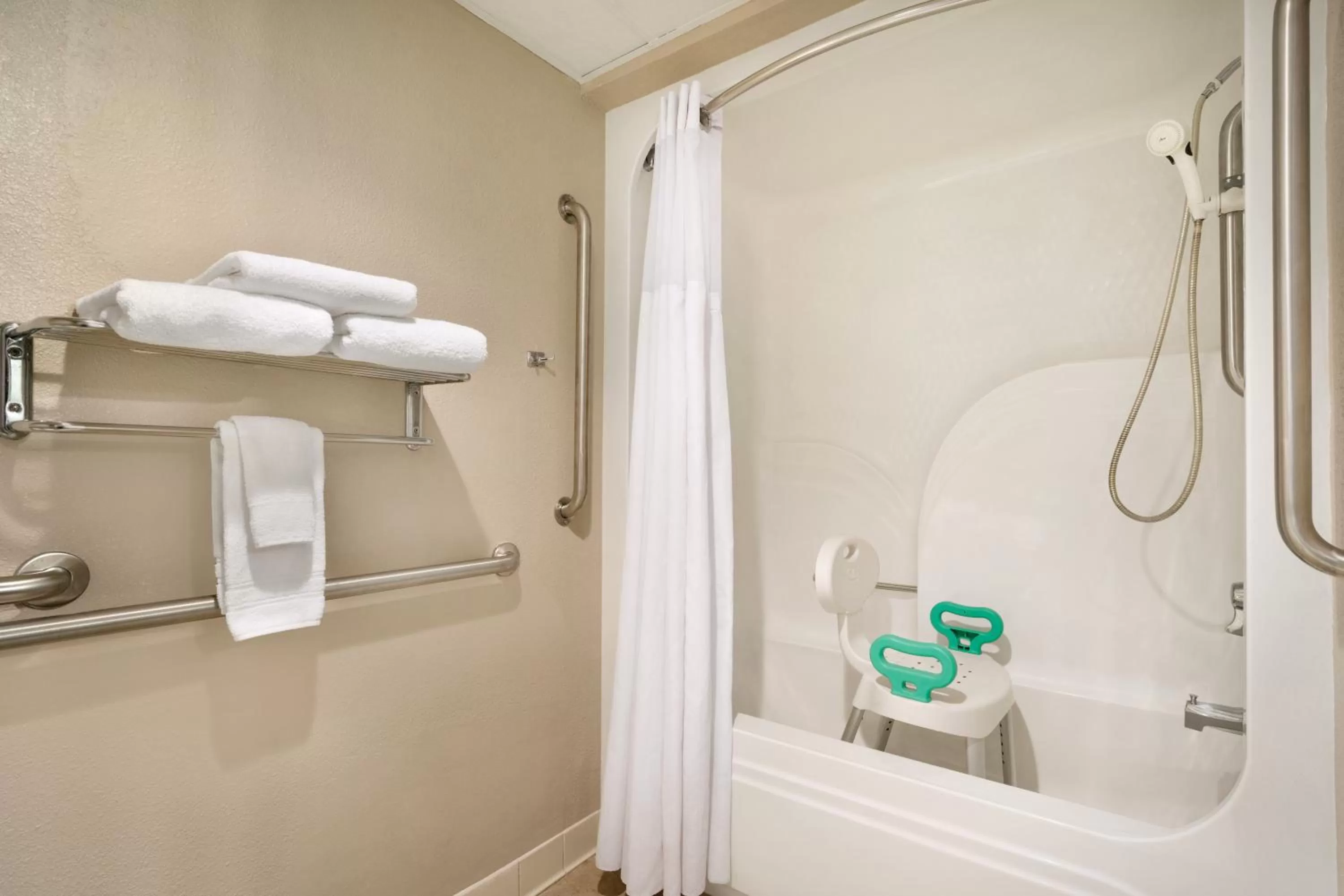 Super 8 by Wyndham Chambersburg I-81