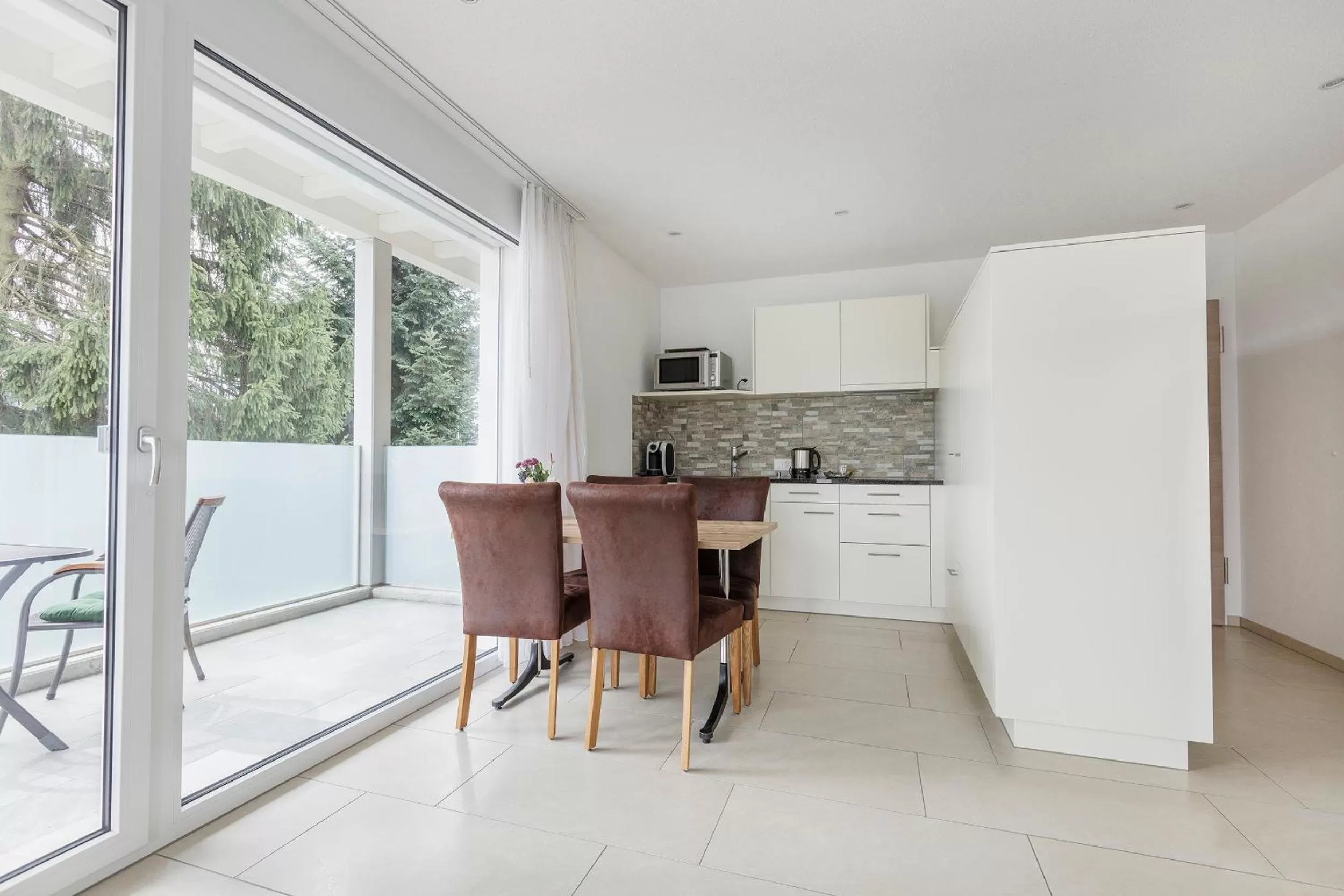 Kitchen or kitchenette in Aparthotel Wiggertal - Self Check-in