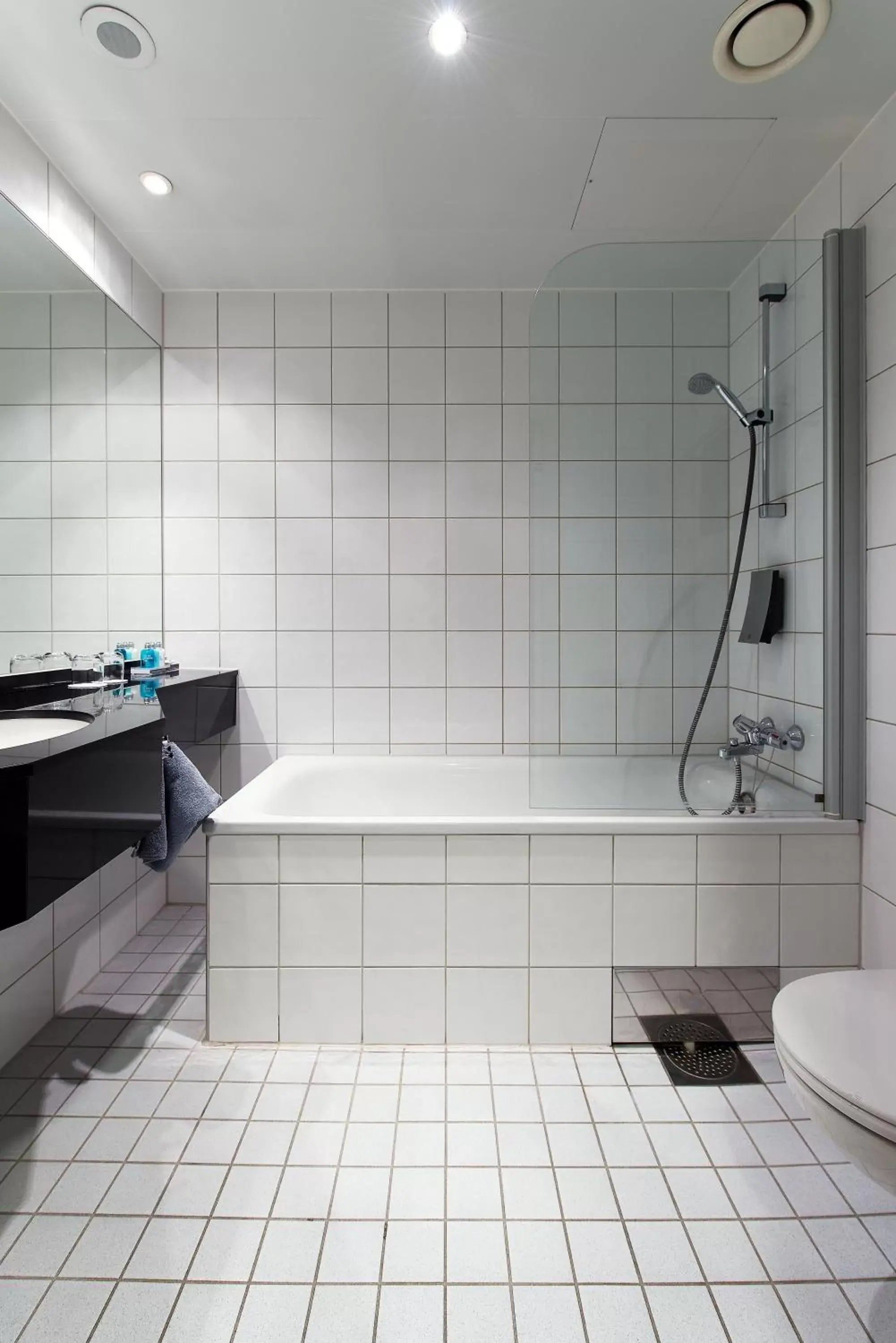 Bathroom in Home Hotel Aurora Bathroom in Home Hotel Aurora