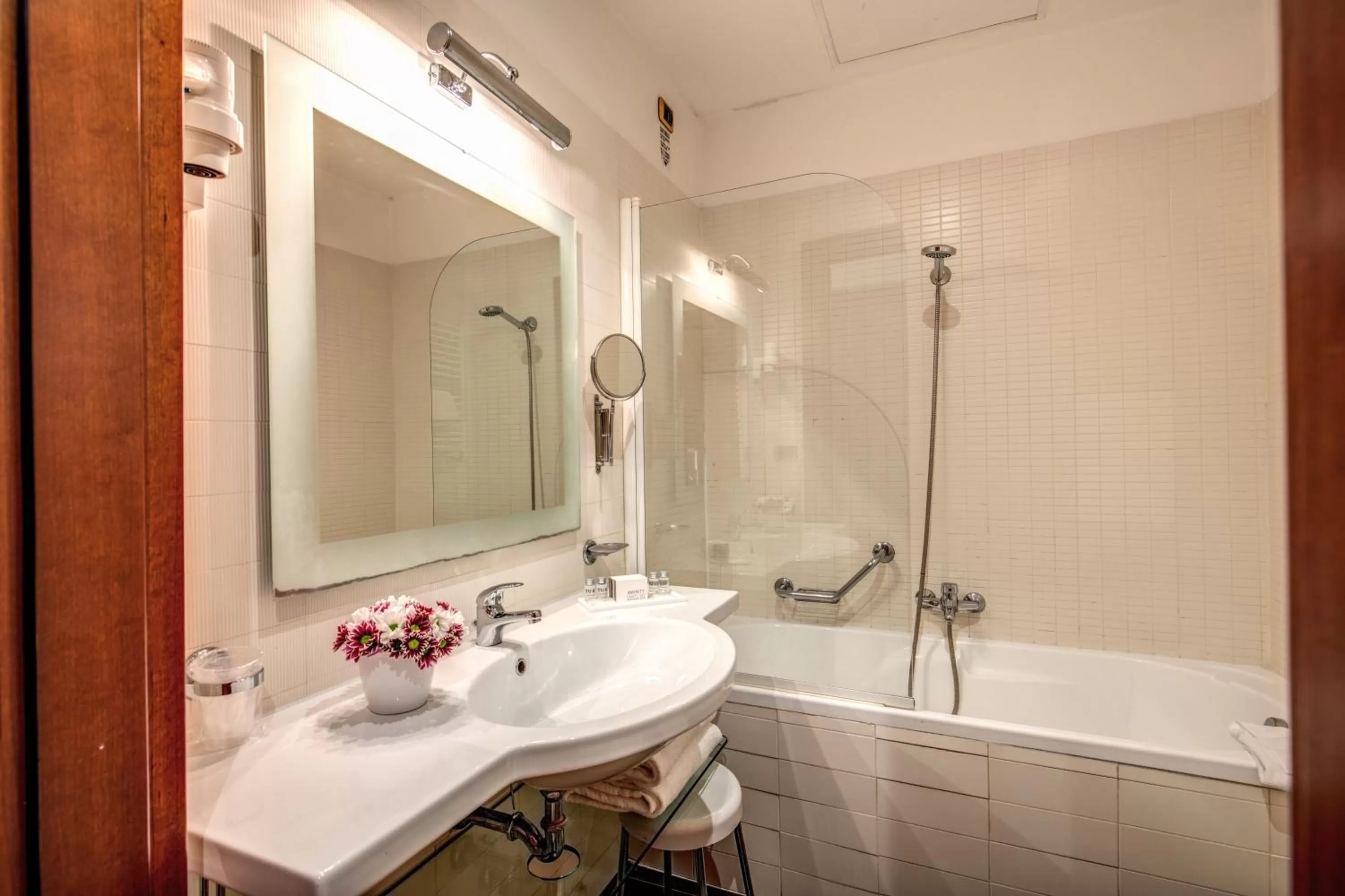 Bathroom in Hotel Villafranca