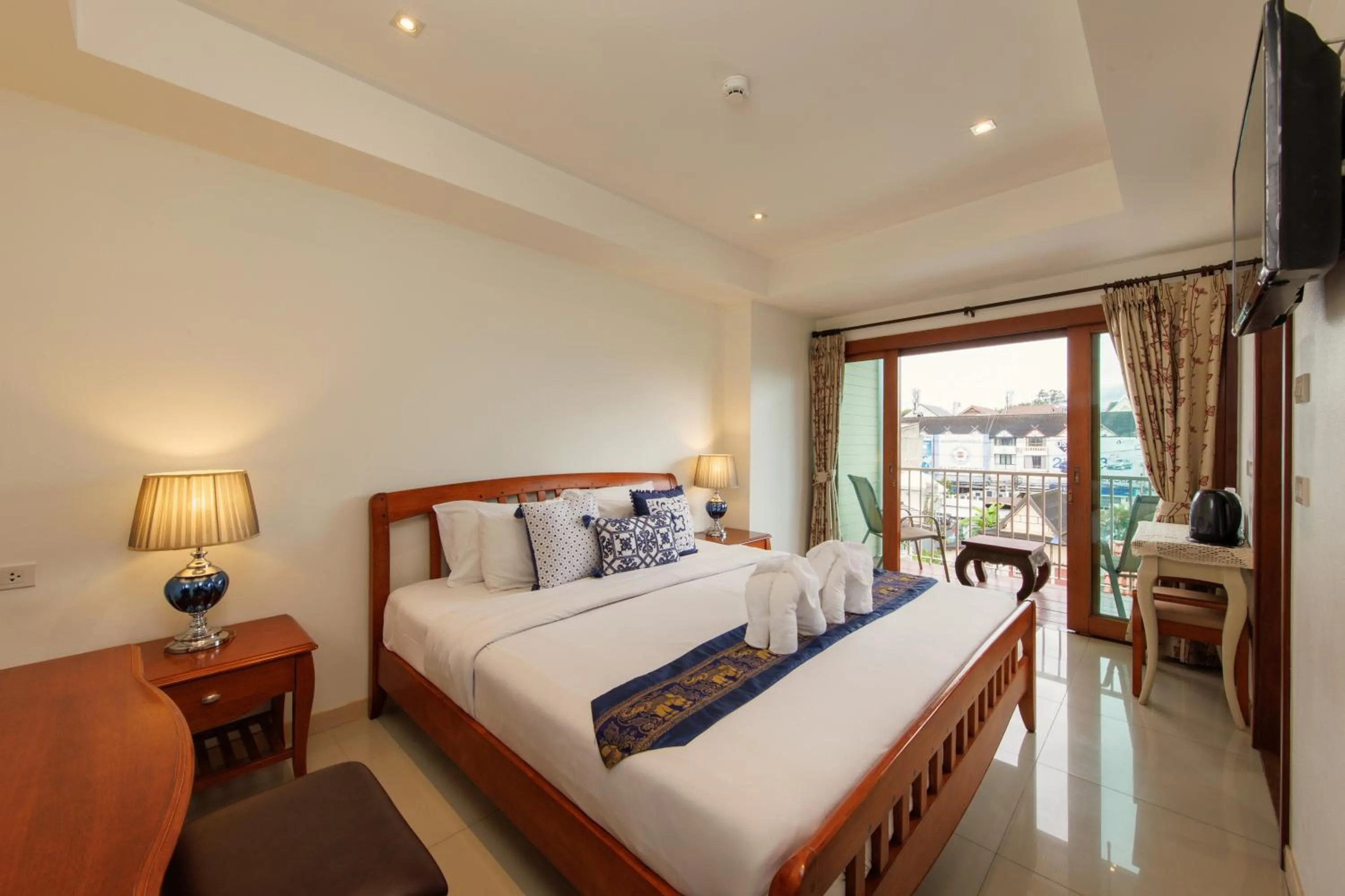 Bed in Rendezvous Classic House