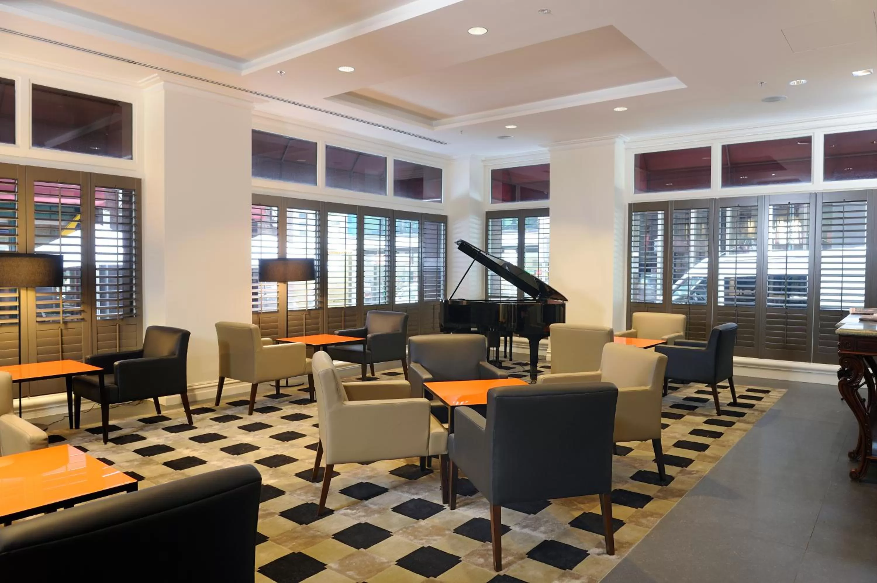 Lounge or bar in Stamford Plaza Melbourne