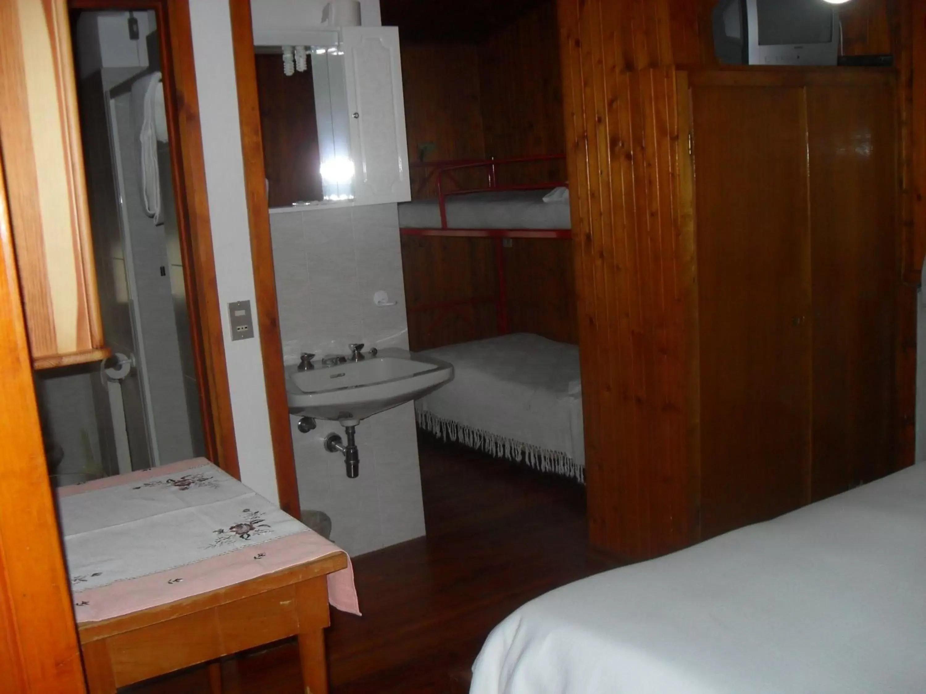 Triple Room in Albergo La Genzianella Triple Room in Albergo La Genzianella