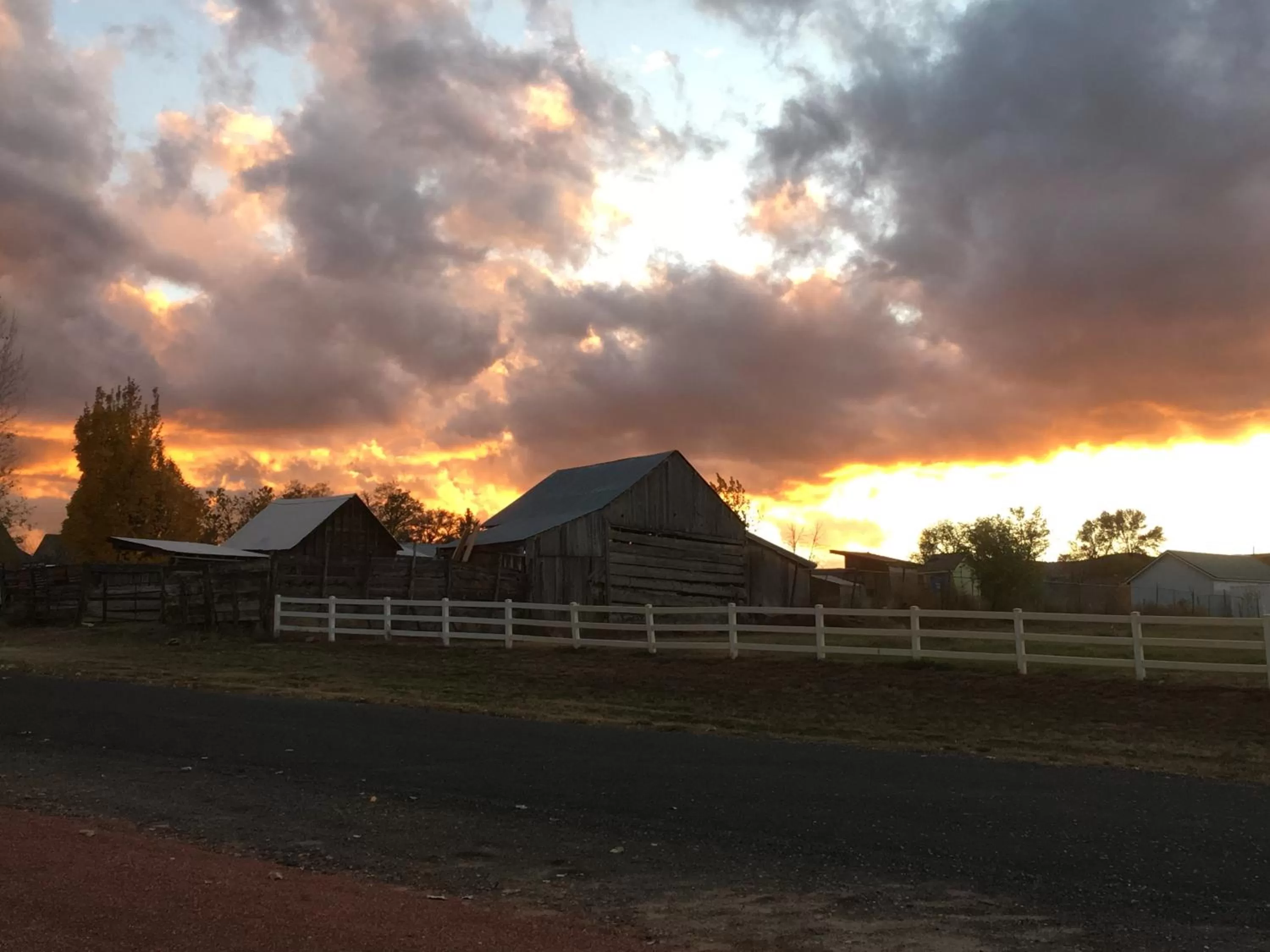 Sunset in The Loubird Inn