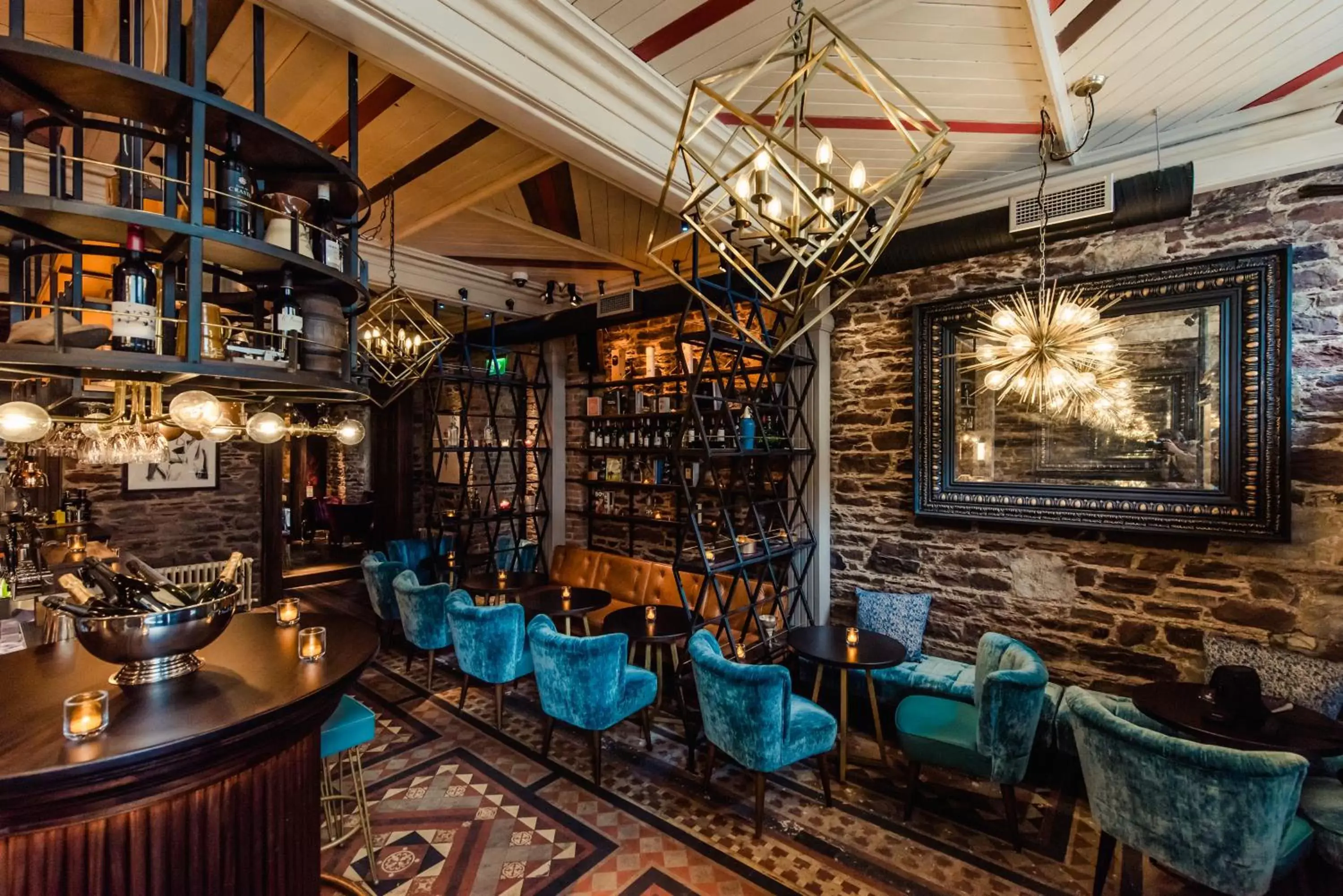 Lounge or bar, Lounge/Bar in Hotel Isaacs Cork City