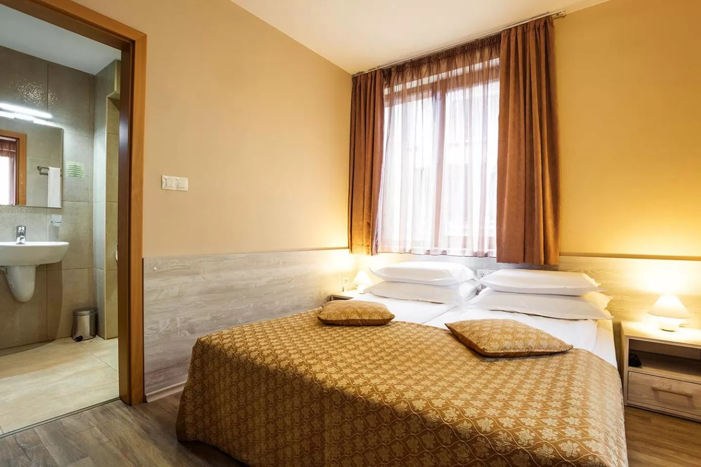 Bed in Sofia Place Hotel by HMG