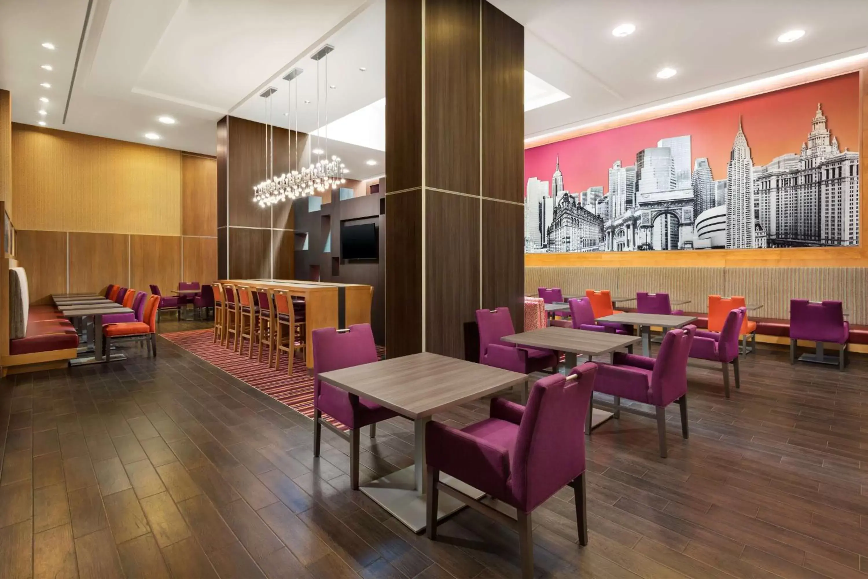 Breakfast, Restaurant/Places to Eat in Hampton Inn Times Square Central