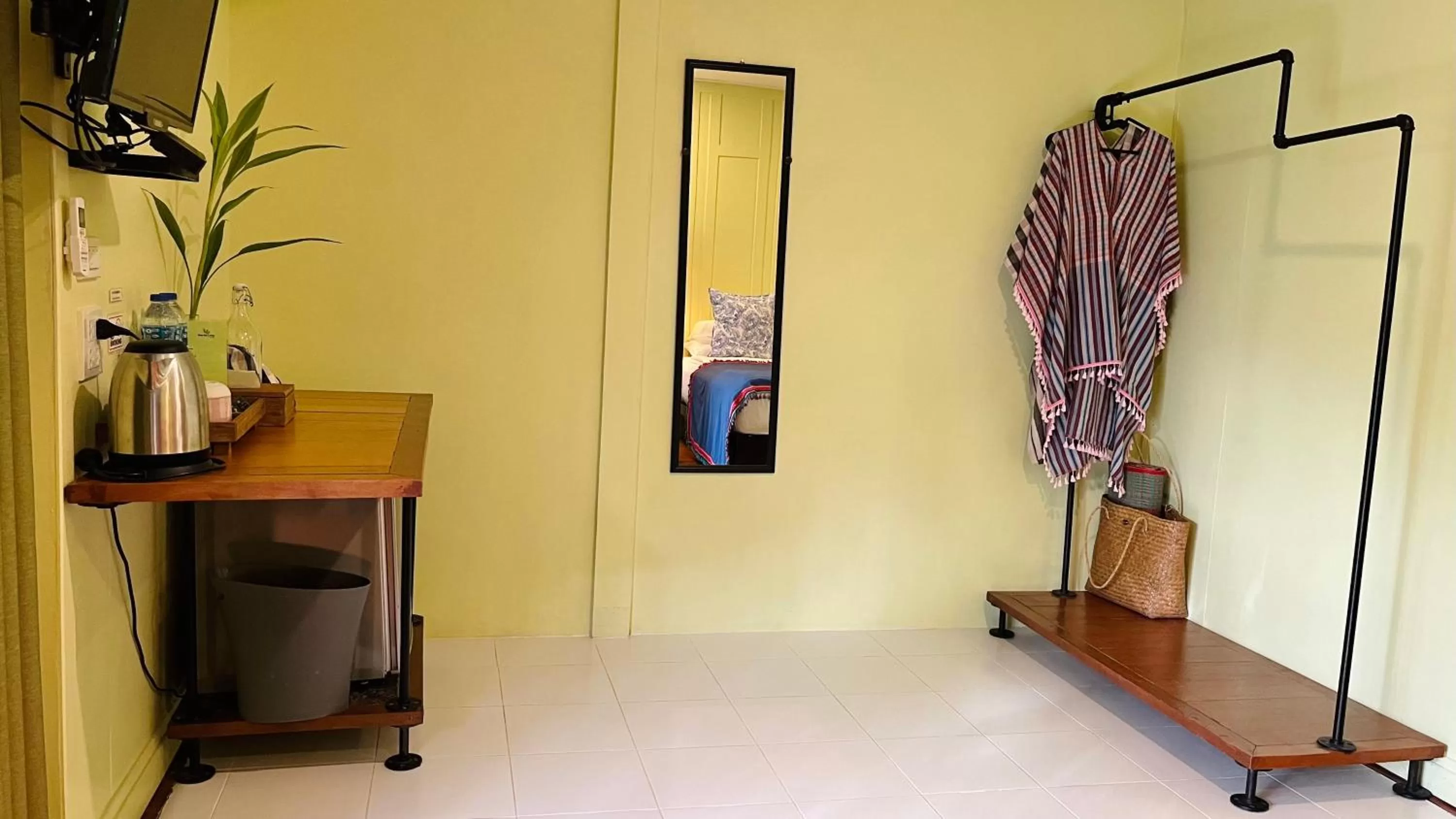 Photo of the whole room, TV/Entertainment Center in Baan Bua Cottage SHA EXTRA PLUS B5510