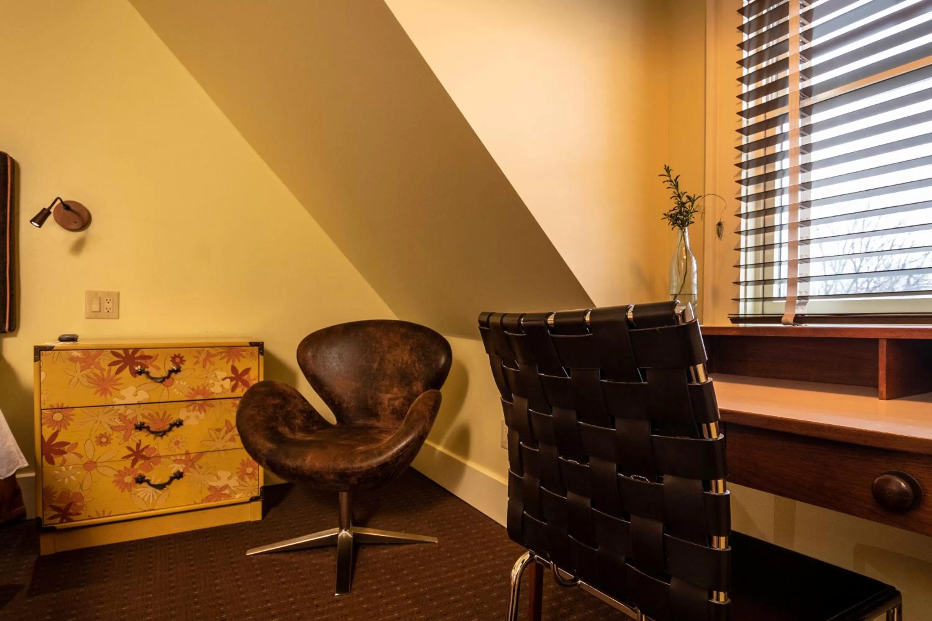 Seating area in Hotel Broad Ripple