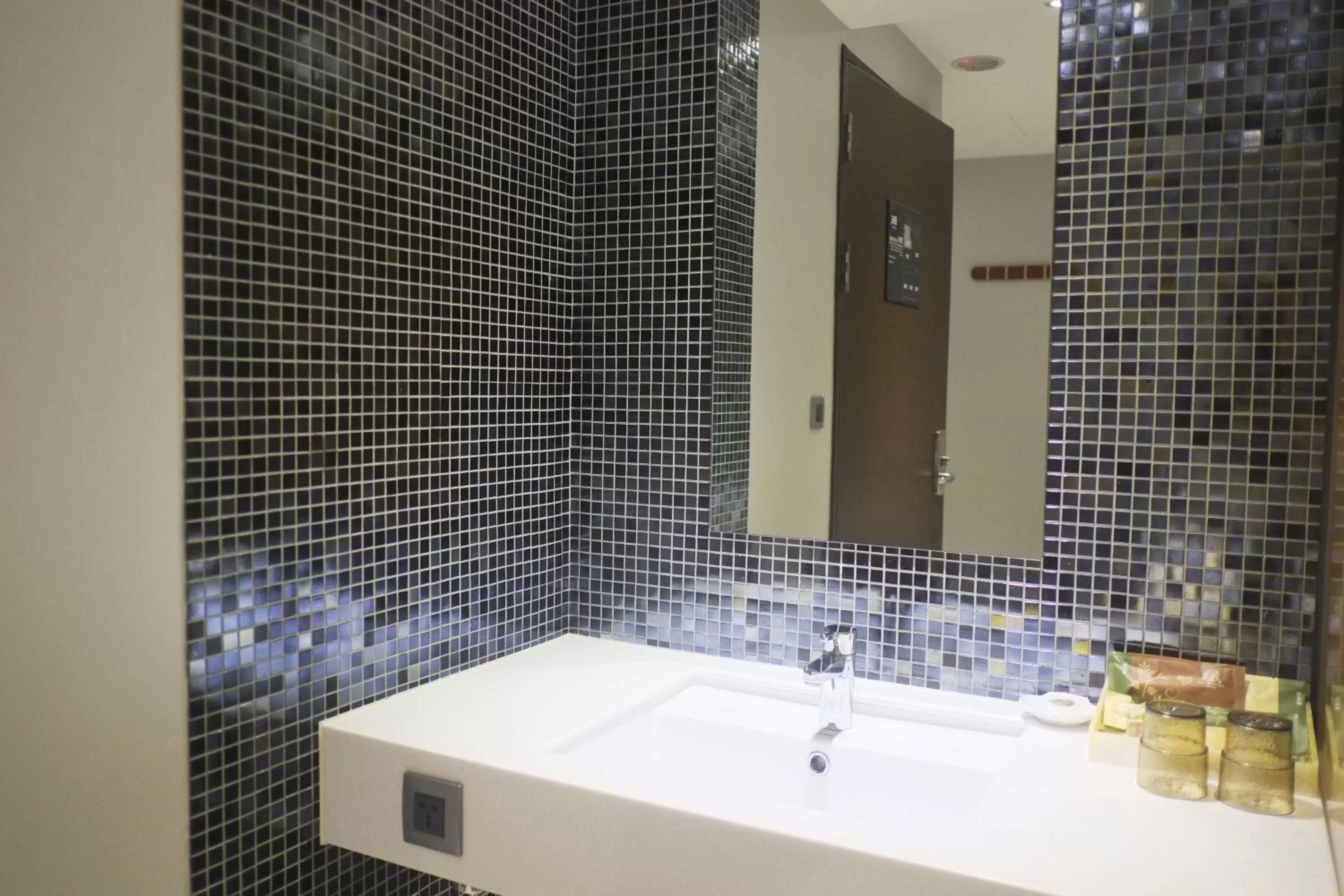 Bathroom in Beauty Hotels Taipei - Hotel B6