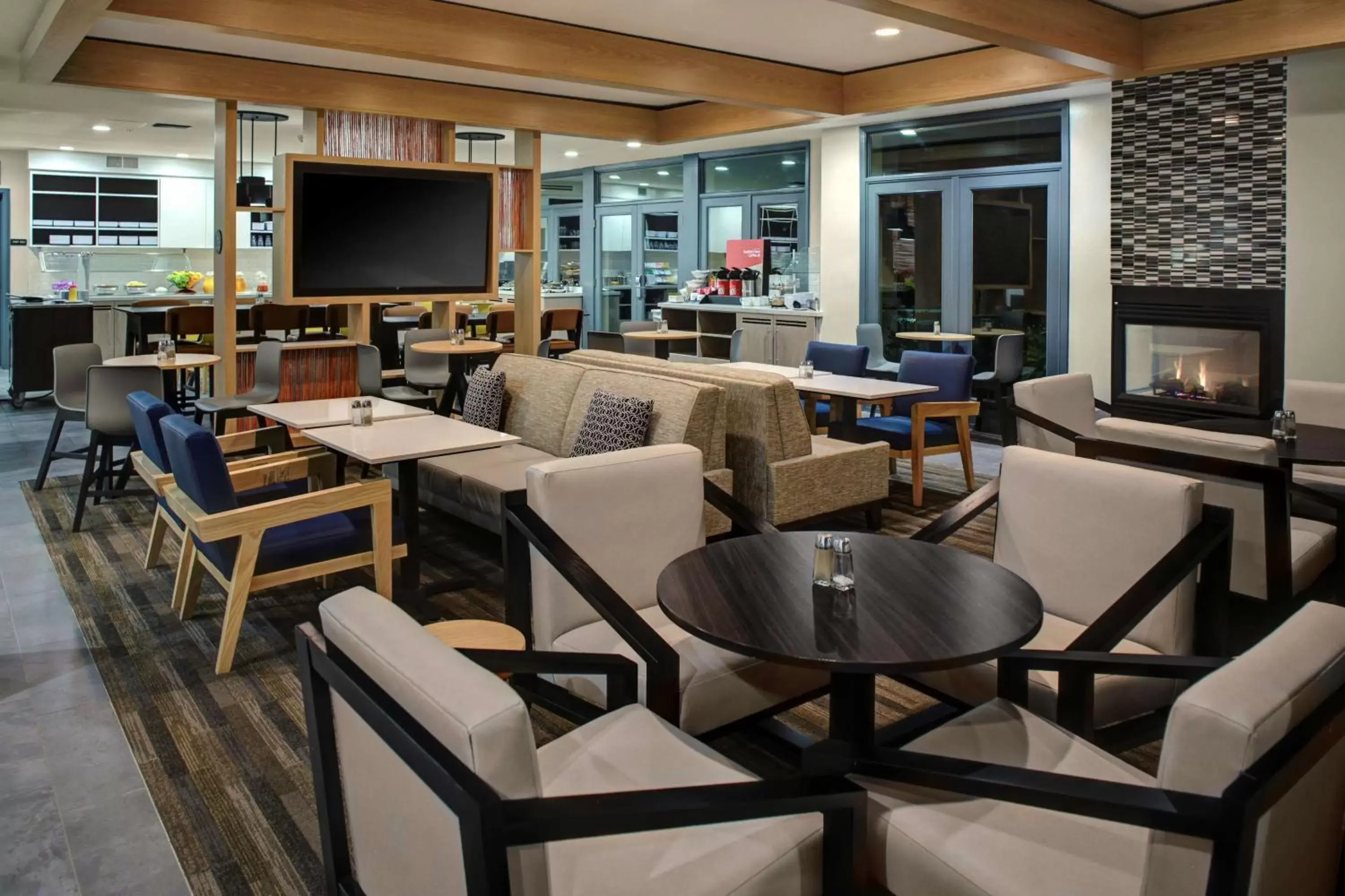 Lounge or bar, Lounge/Bar in Hyatt House Dallas Lincoln Park