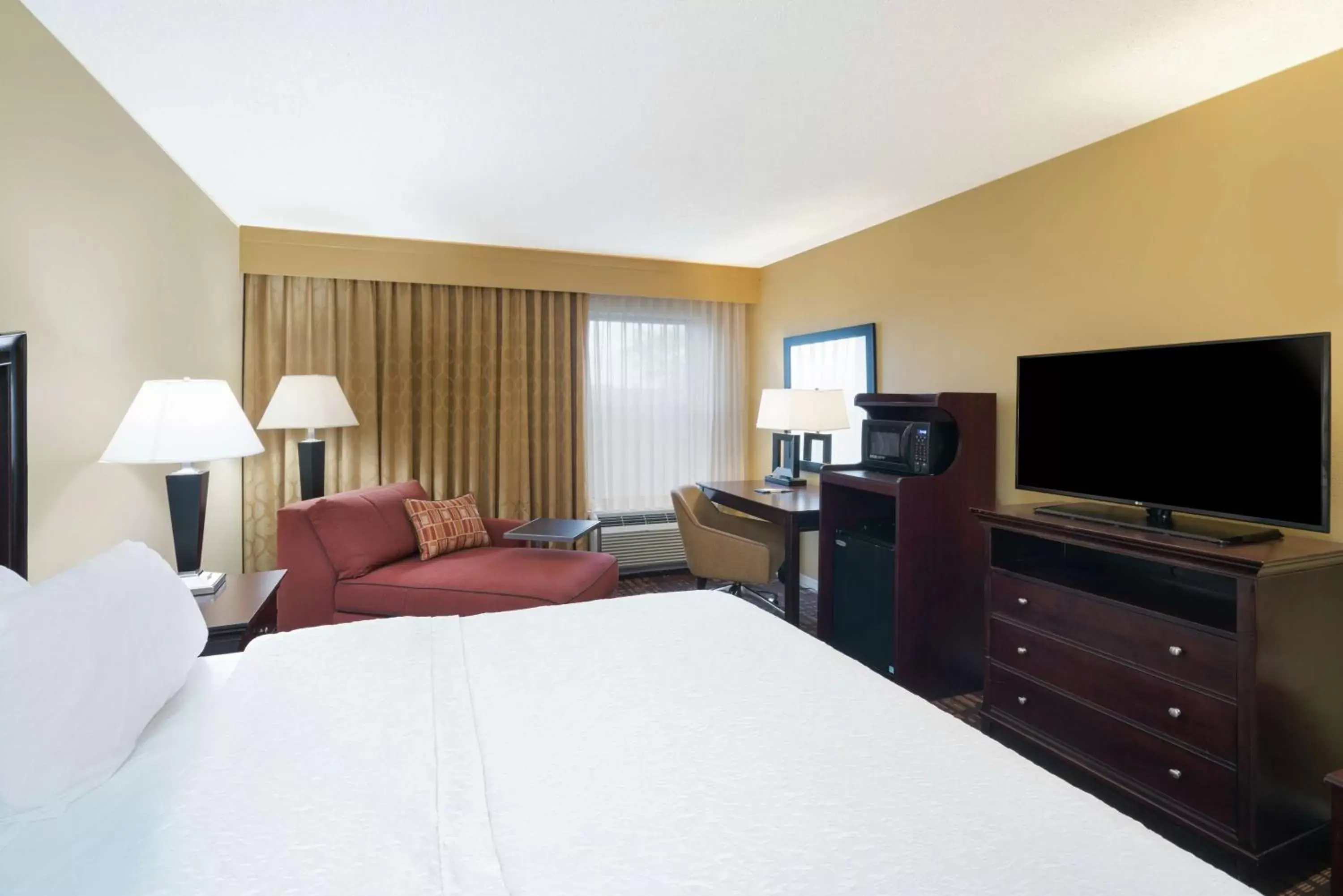 Bedroom, Bed in Hampton Inn Corydon Bedroom, Bed in Hampton Inn Corydon