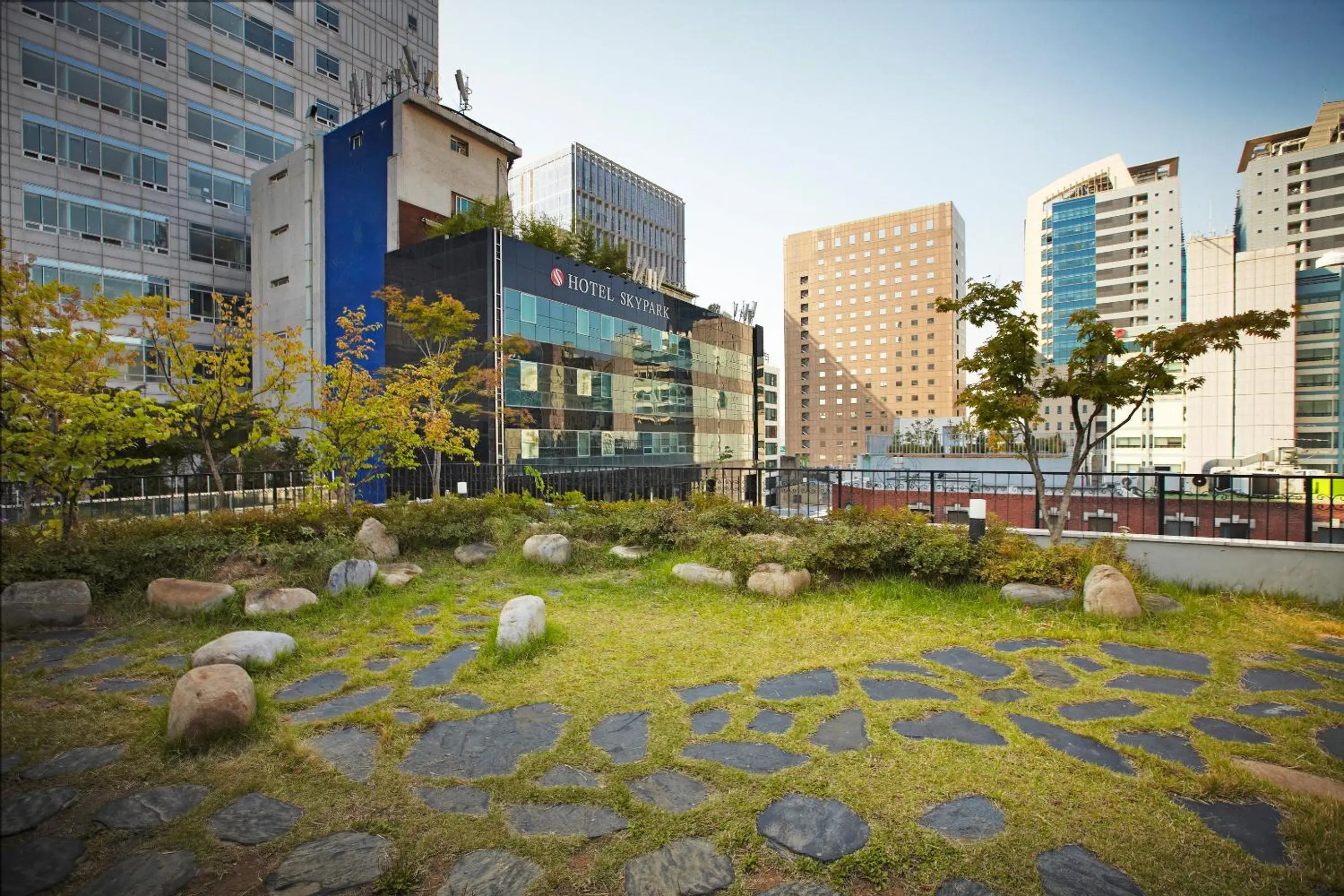 Garden in Savoy Hotel Myeongdong