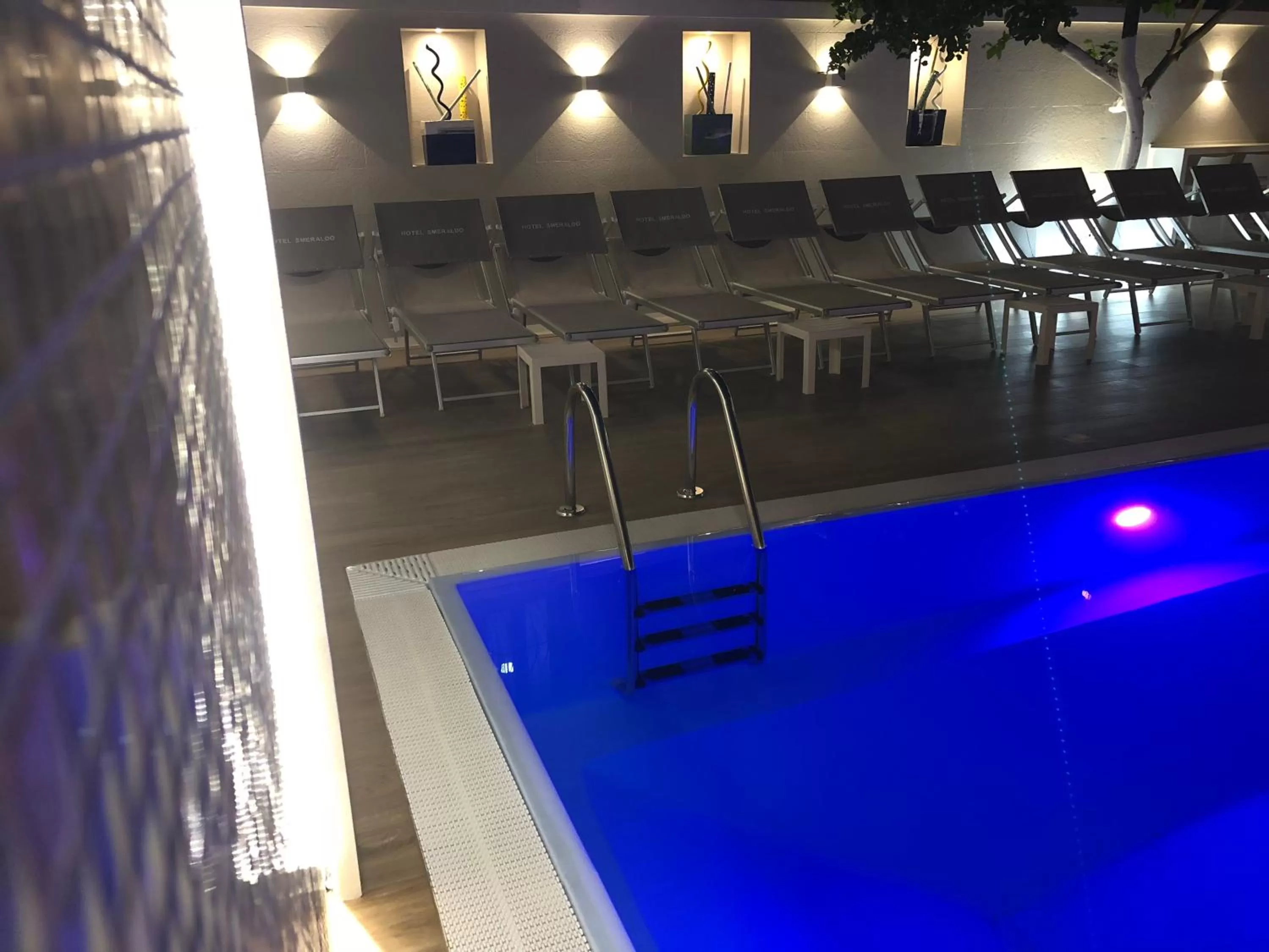 Swimming pool in Hotel Smeraldo