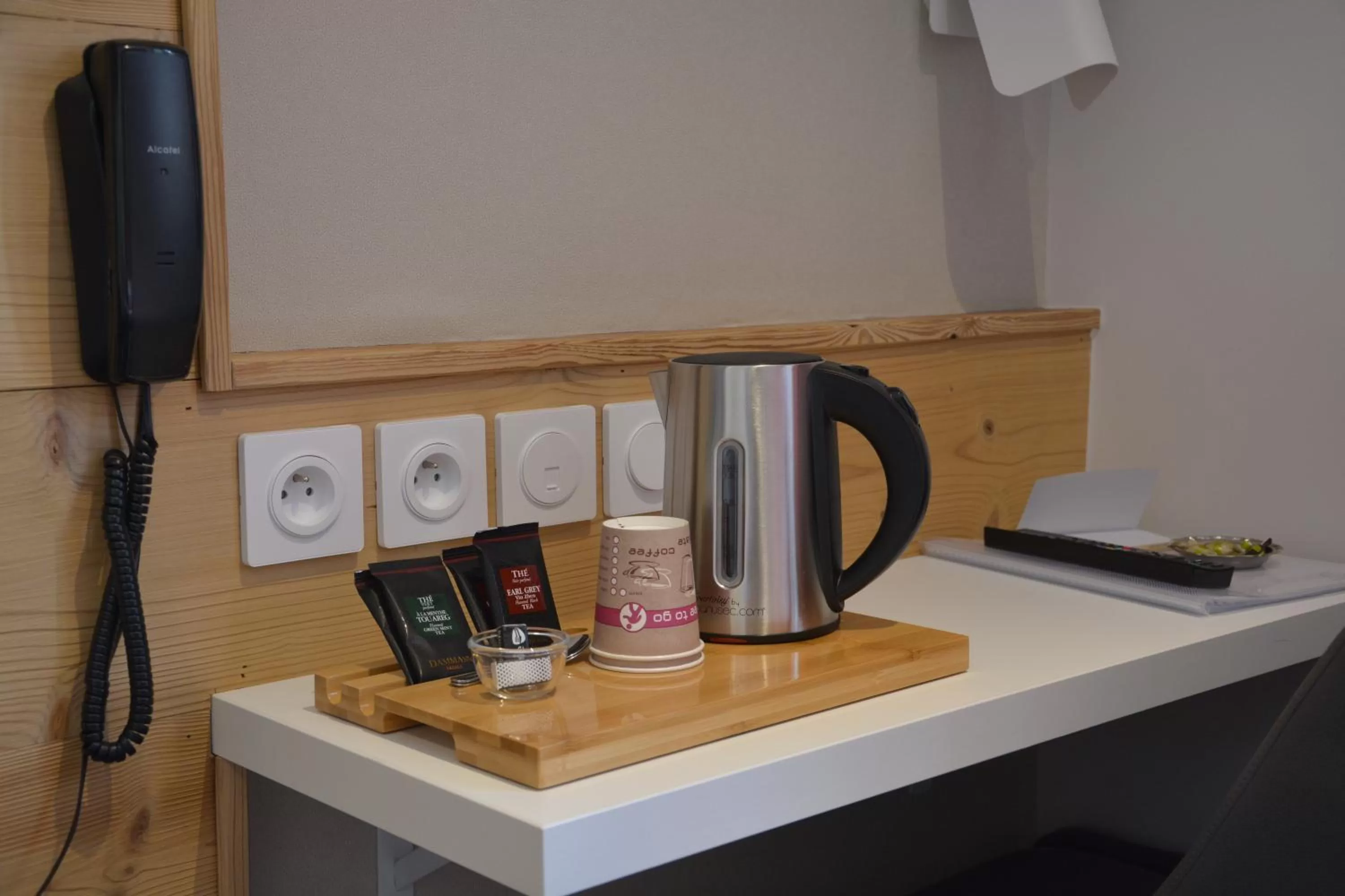 Coffee/tea facilities in Hotel Le Faranchin
