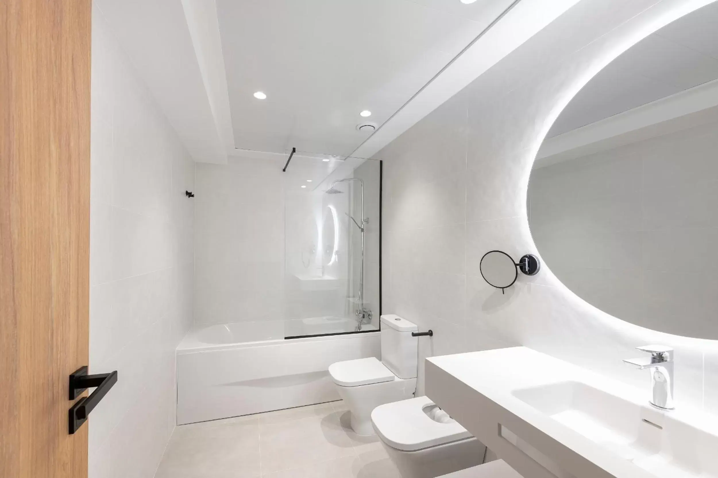 Bathroom in Odyssey Rooms Alicante