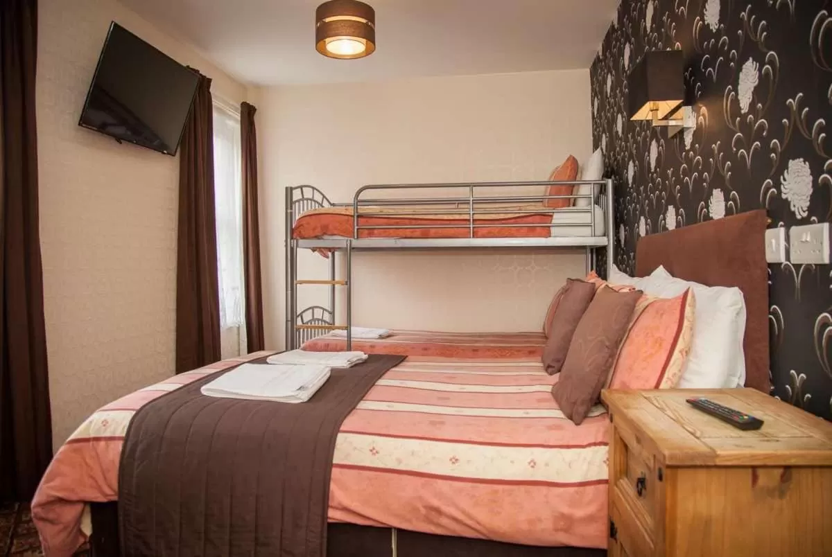 bunk bed, Bed in The Trafford Hotel