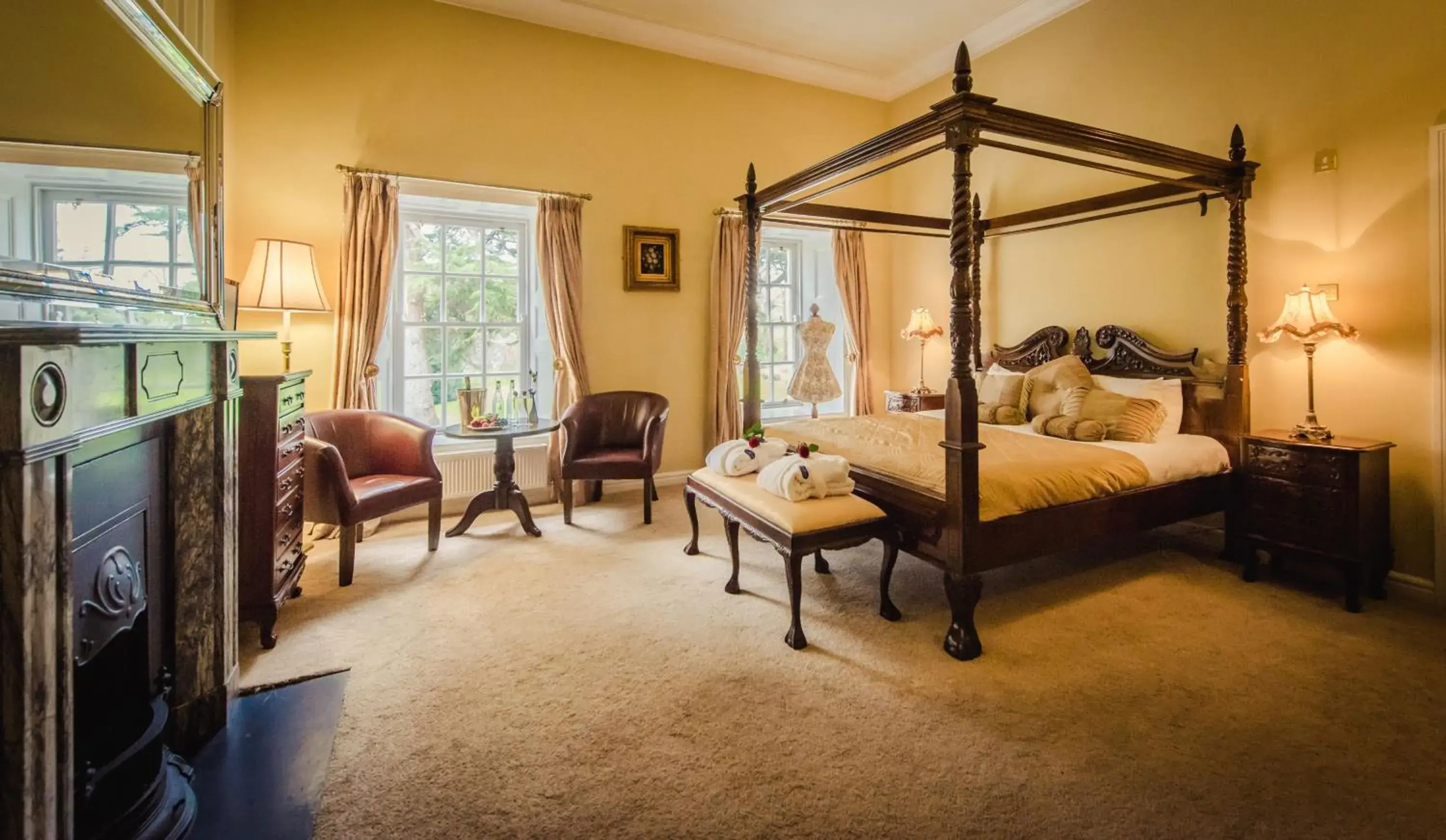Bedroom in Roganstown Hotel & Country Club