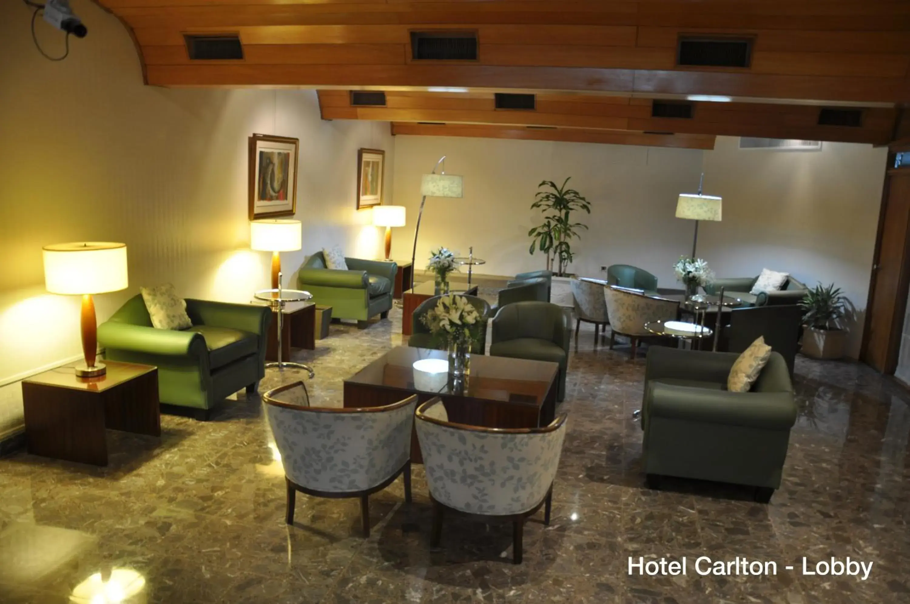 Lobby or reception in Hotel Solans Carlton Lobby or reception in Hotel Solans Carlton