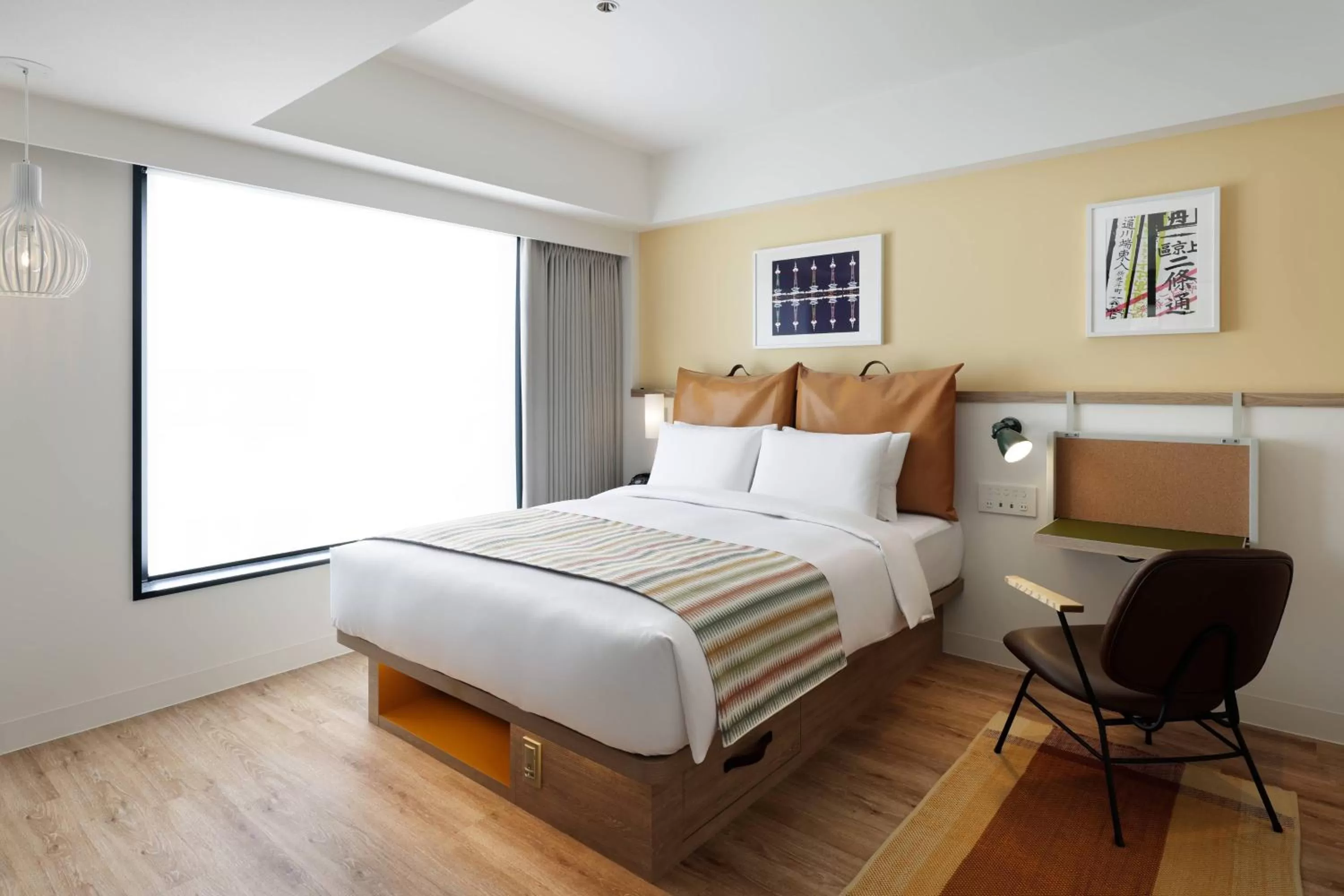 Photo of the whole room, Bed in Moxy Kyoto