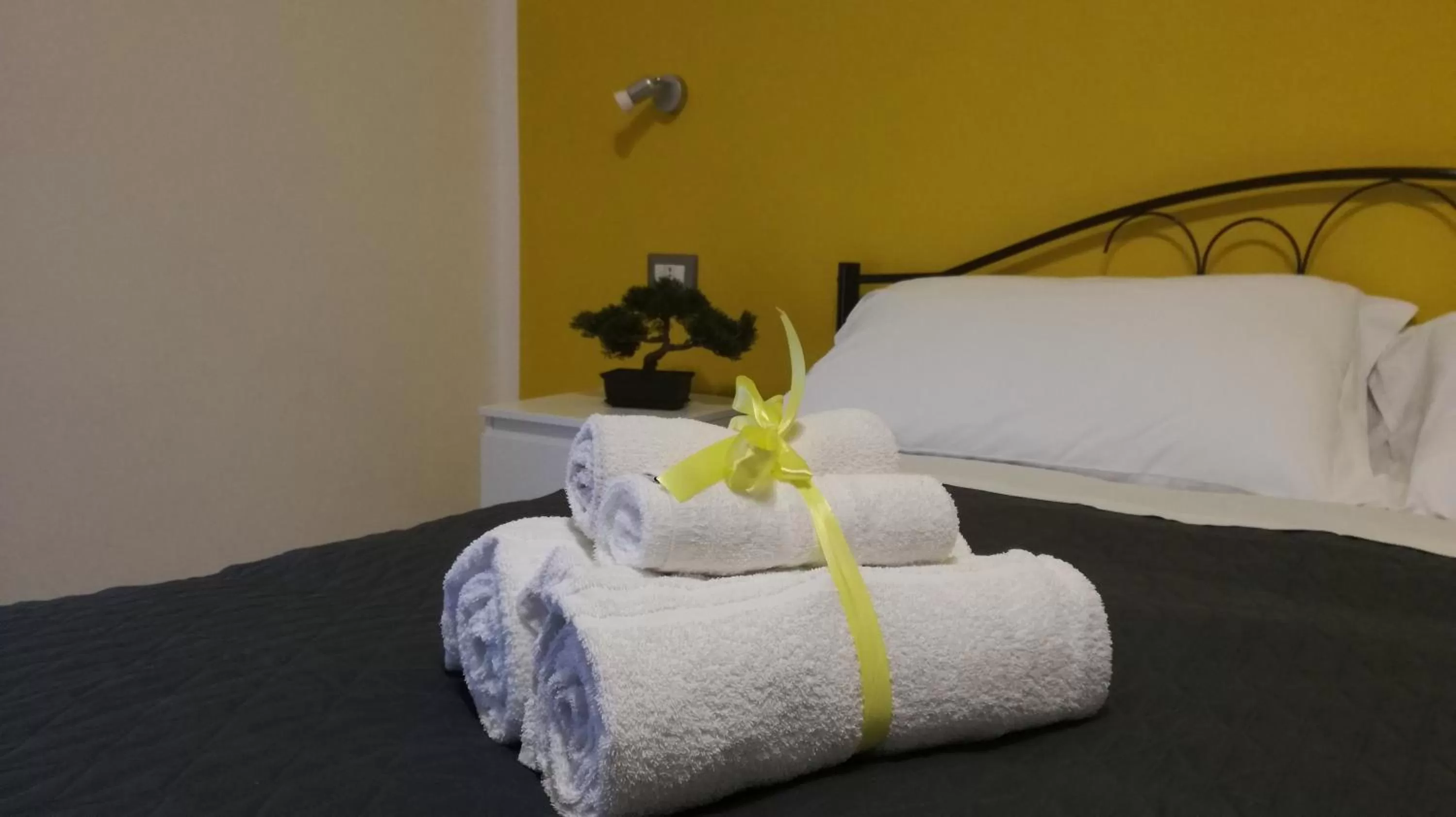 Bed in Bonsai Bed & Breakfast