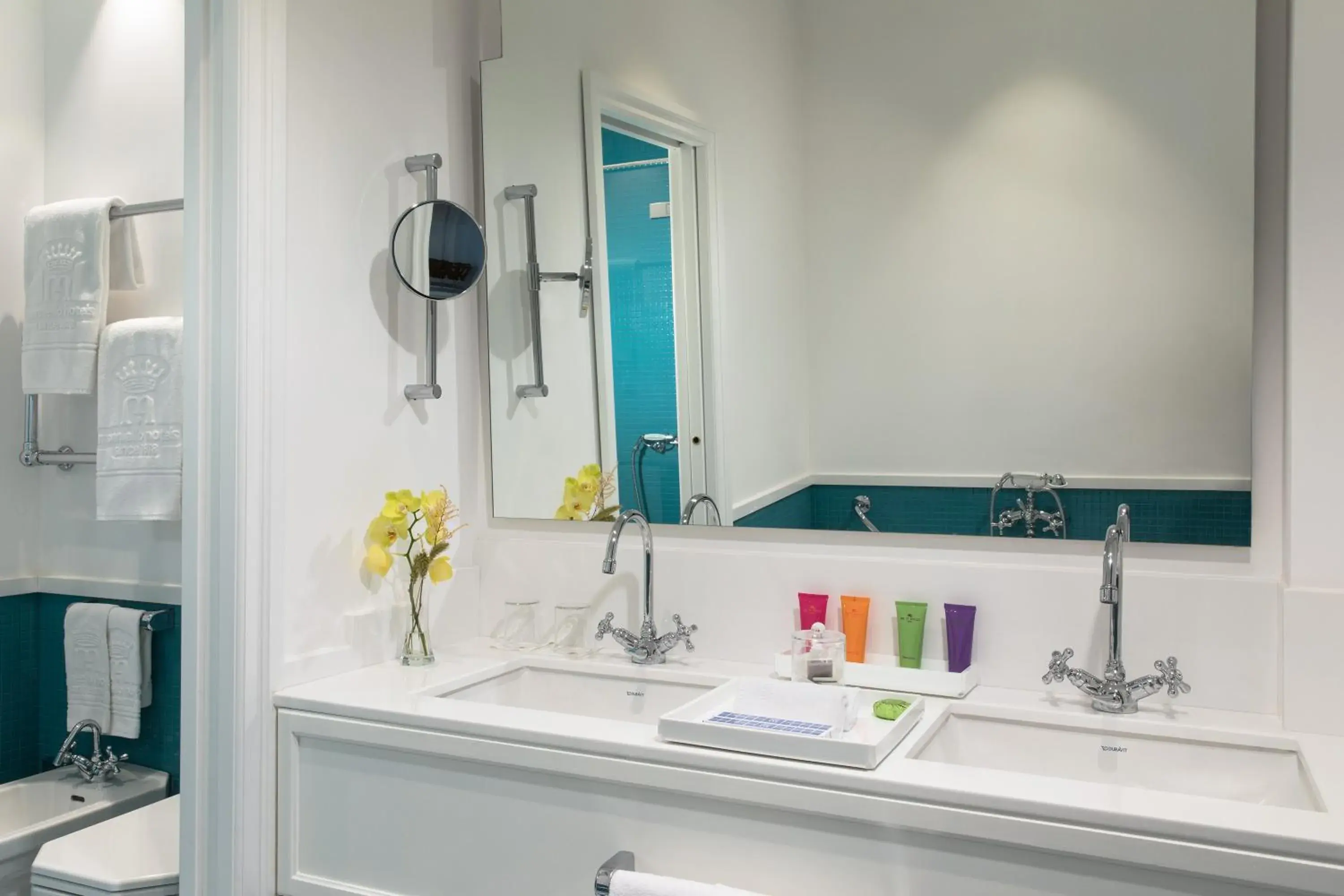 Toilet, Bathroom in Grand Hotel Ambasciatori