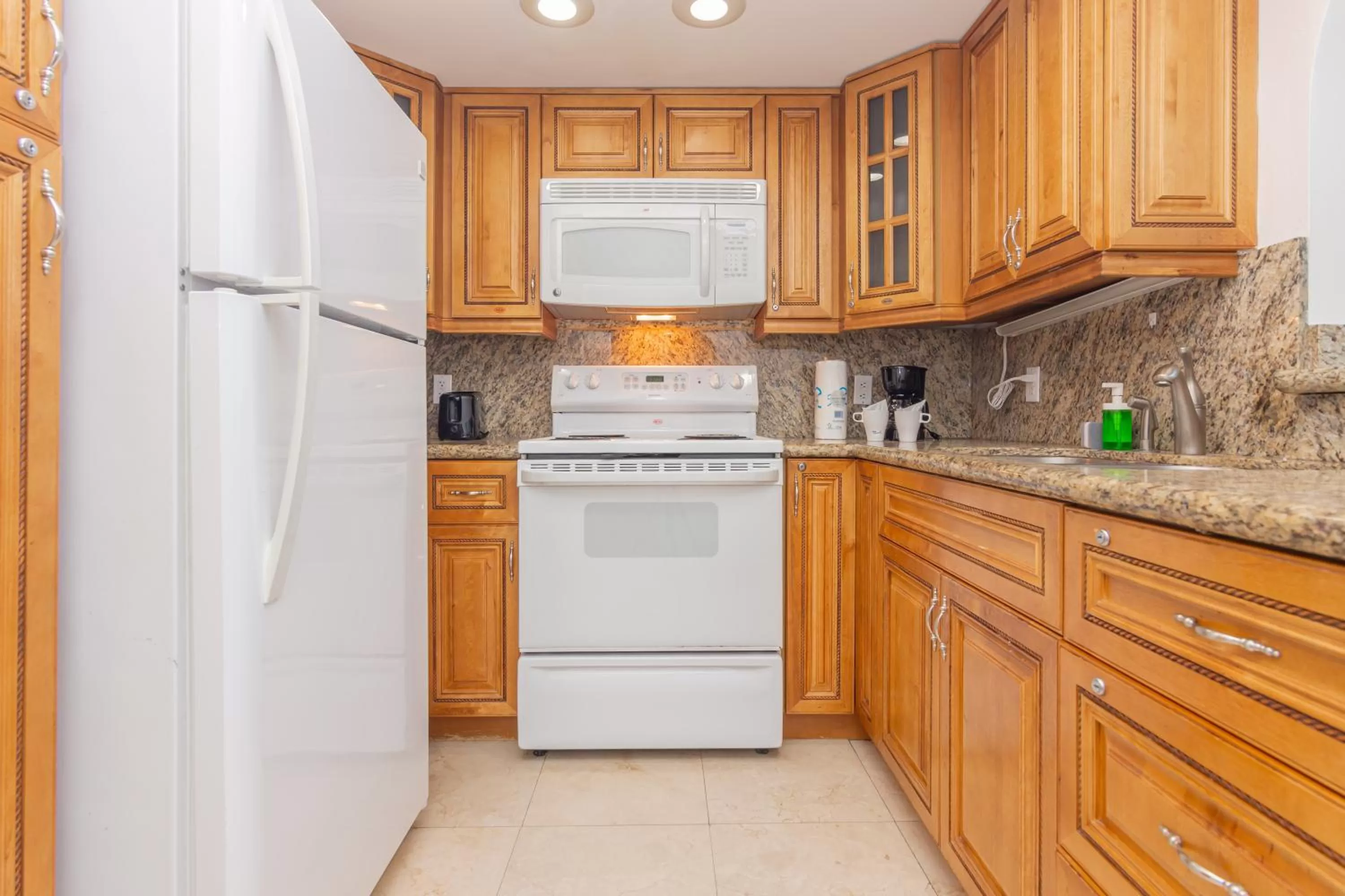 Kitchen or kitchenette, Kitchen/Kitchenette in Girasole Rentals
