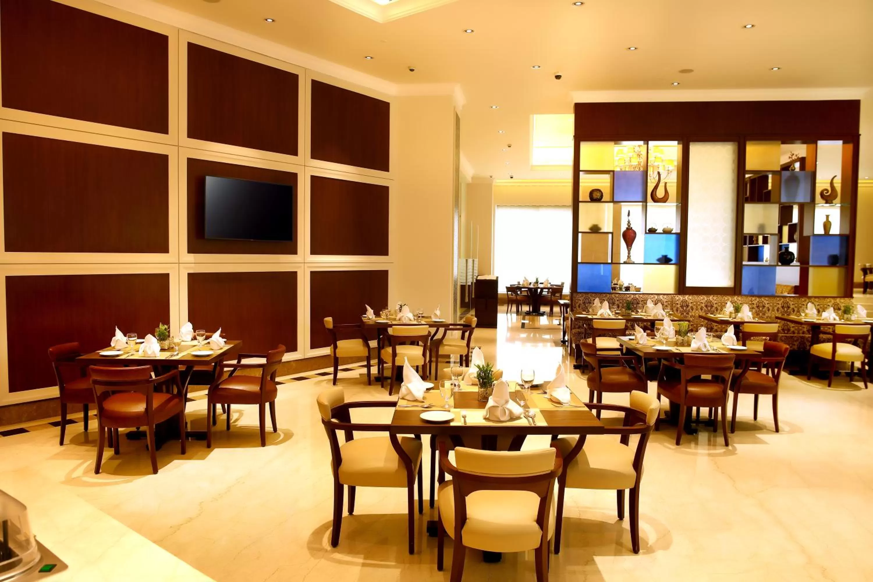 Breakfast in Ramada Plaza Chennai