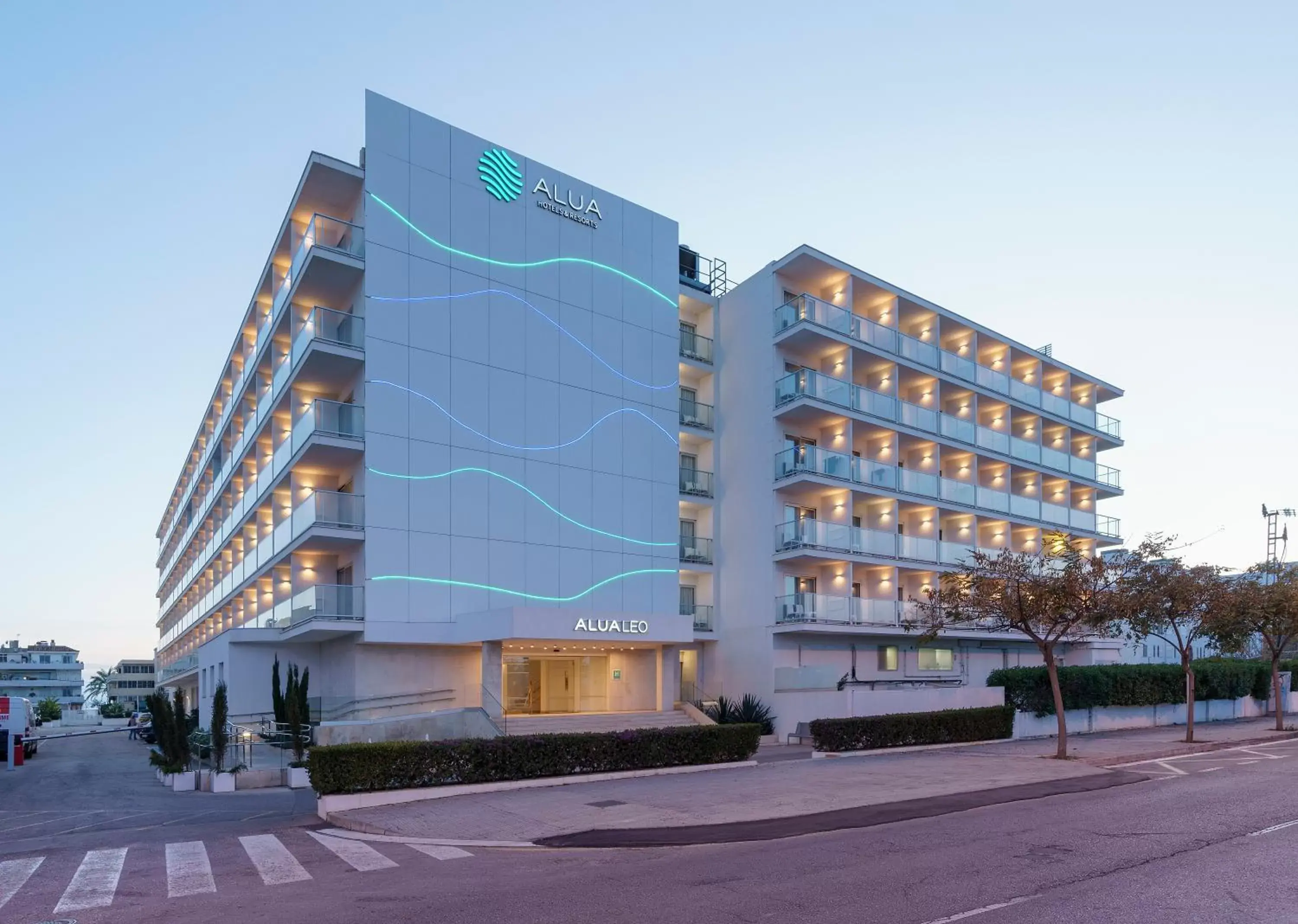 Property building in Alua Leo Property building in Alua Leo