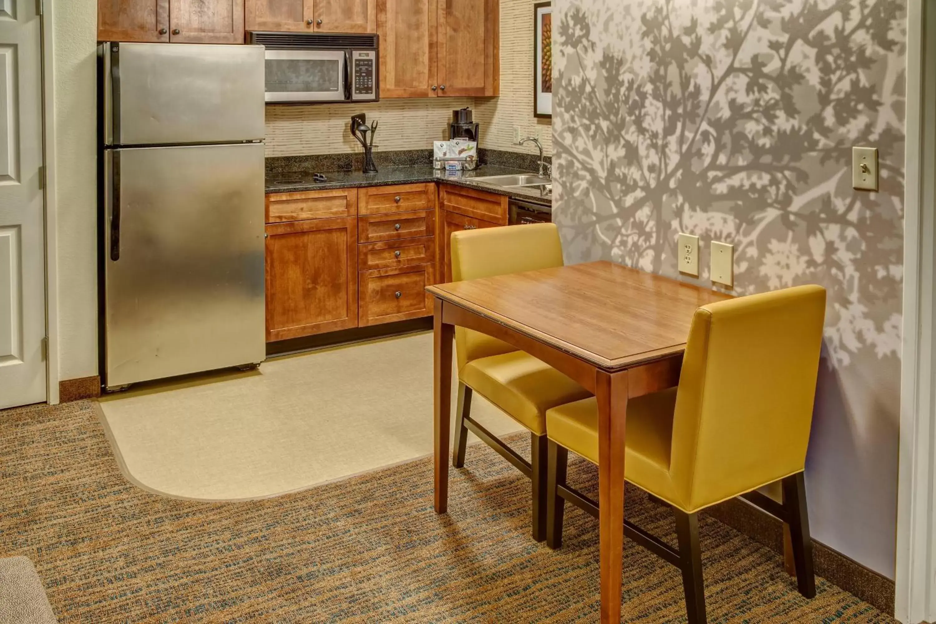 Bedroom, Kitchen/Kitchenette in Residence Inn by Marriott Memphis Southaven