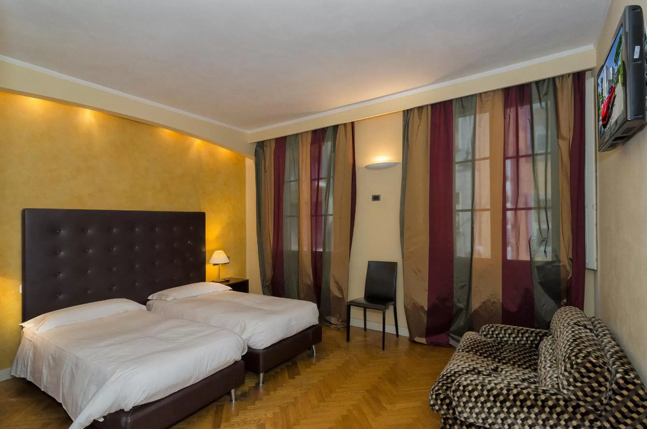 Bed in Hotel Novecento