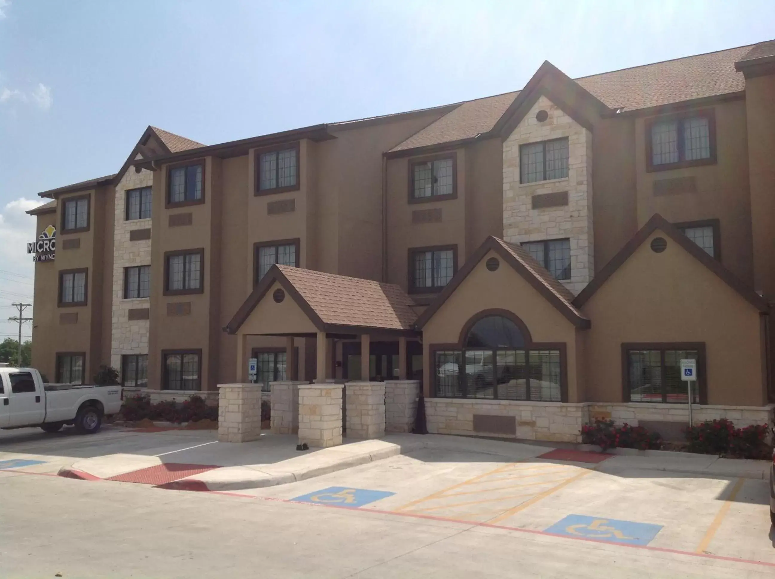 Facade/entrance, Property Building in Microtel Inn & Suites Gonzales TX