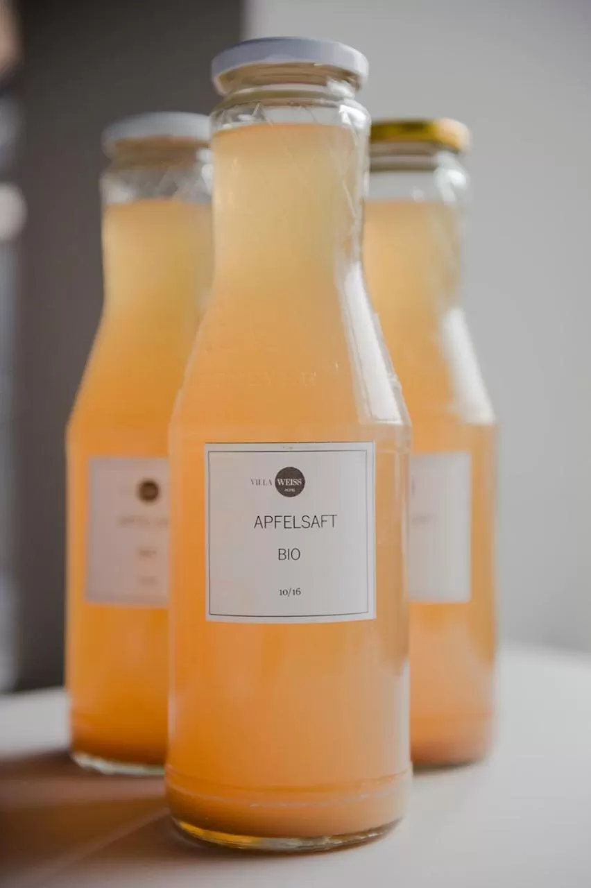 Buffet breakfast in Villa Weiss