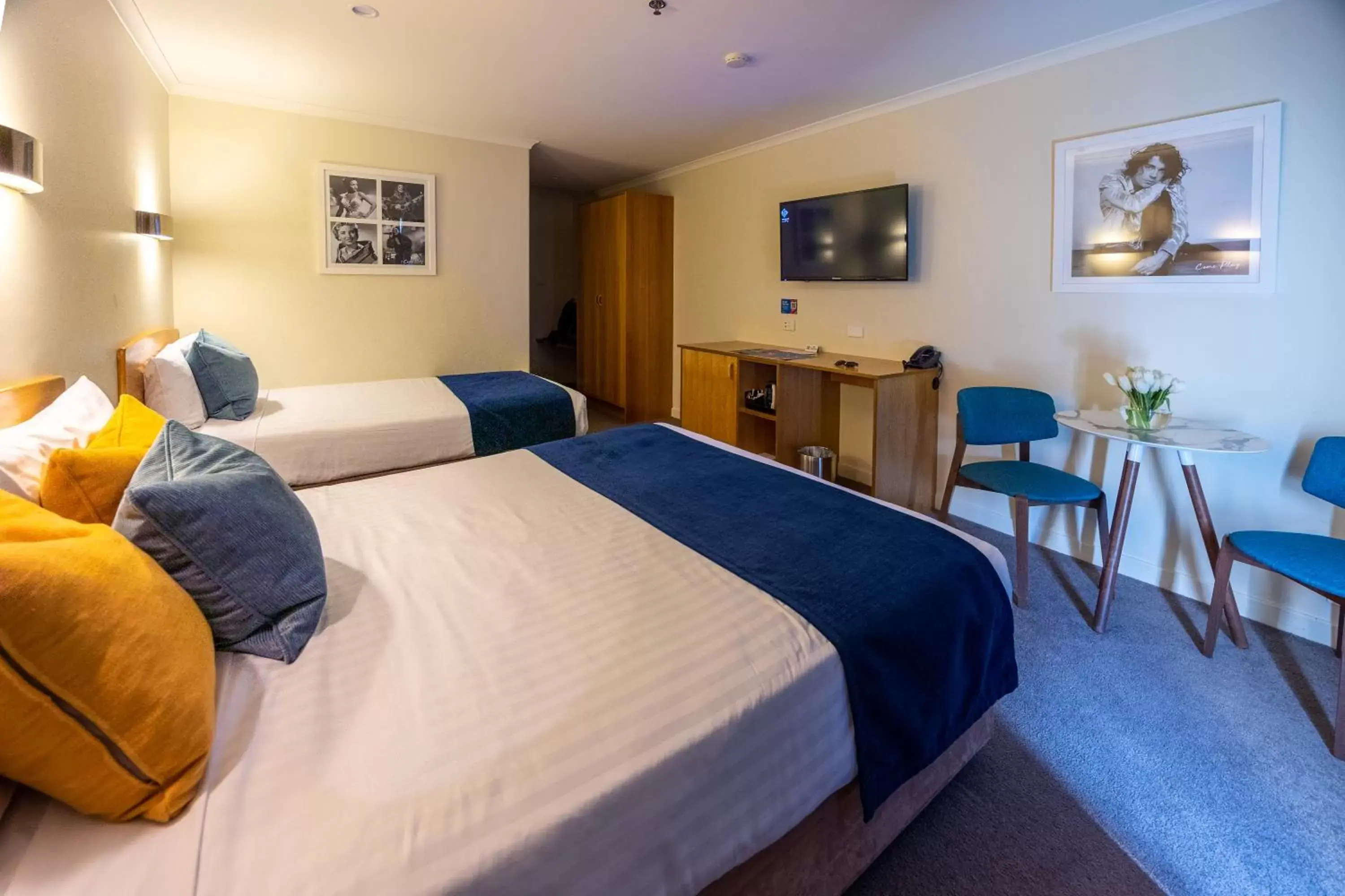 Budget Double Room - Motor Inn (3.5 Star) in Wrest Point