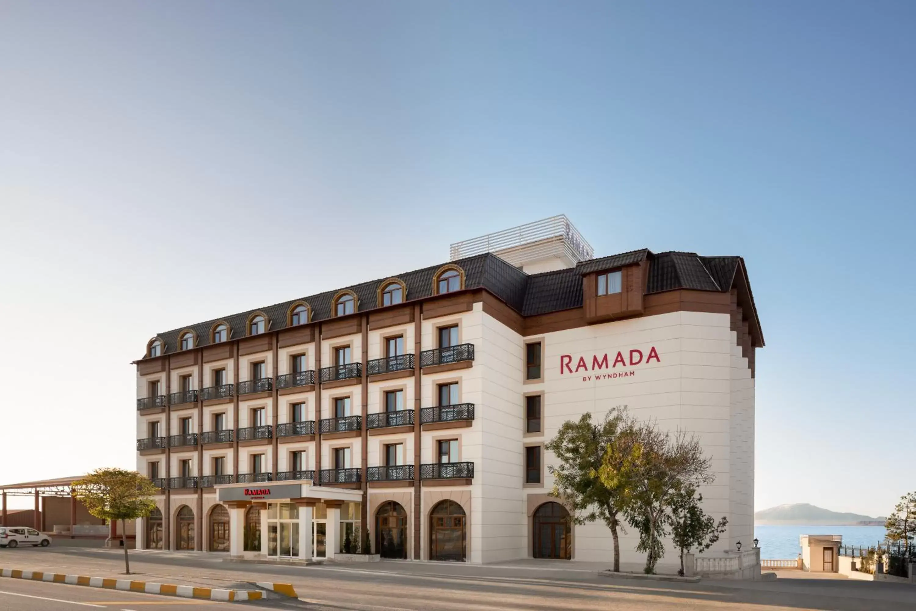 Facade/entrance, Property Building in Ramada by Wyndham Van