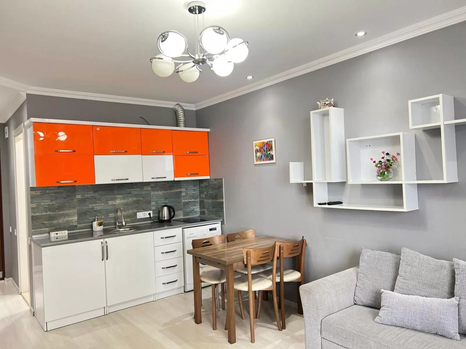 Seating area, Kitchen/Kitchenette in Holiday Lux Sea Towers Batumi