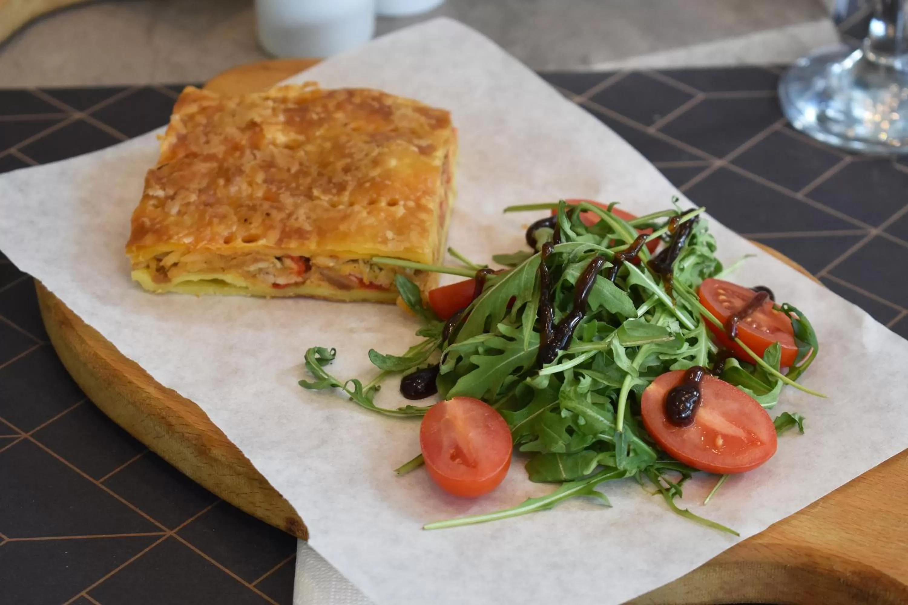 Food and drinks in Athenian Montaza Hotel