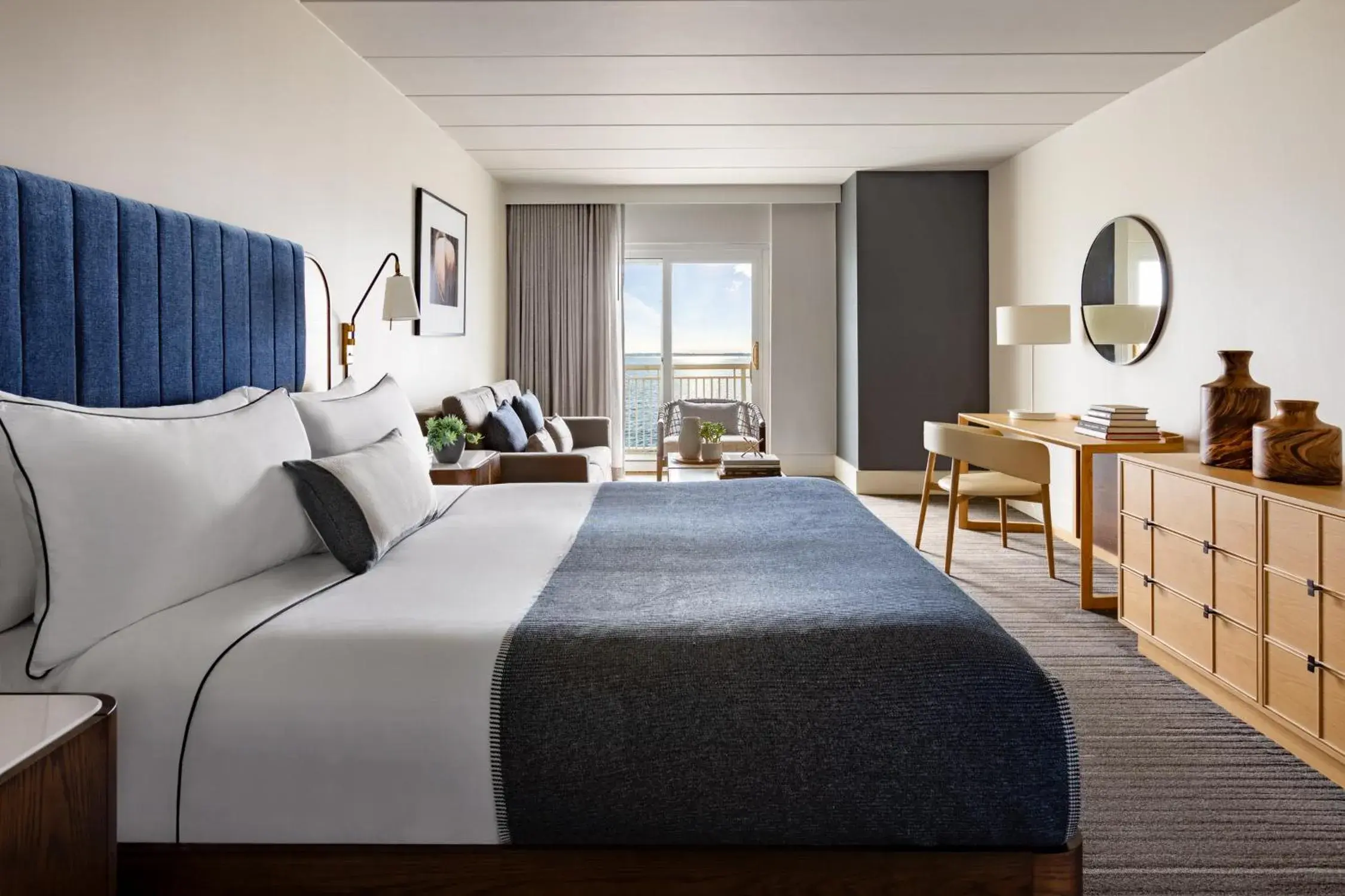 Bed in Newport Harbor Island Resort
