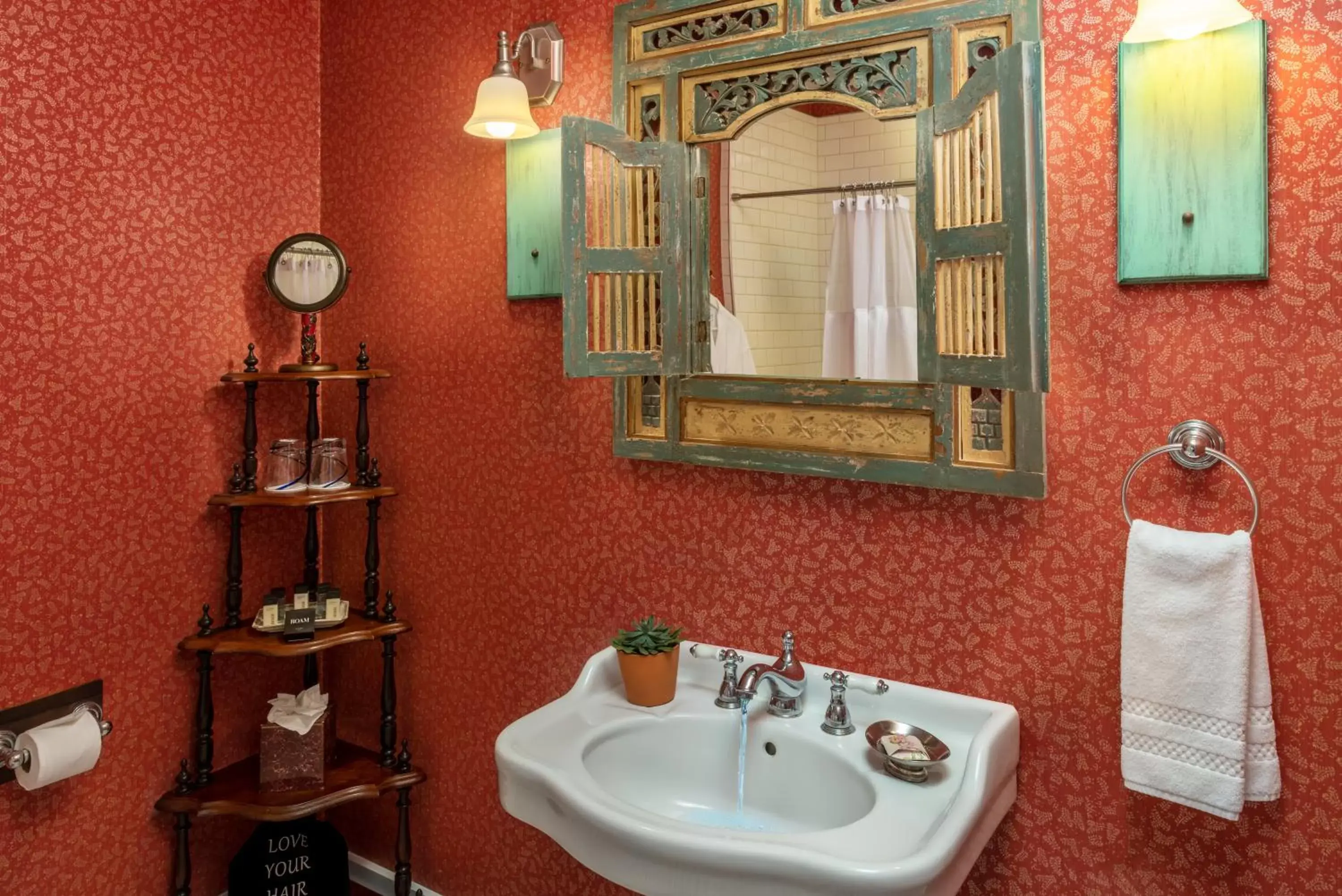 Bathroom in Amelia Island Williams House