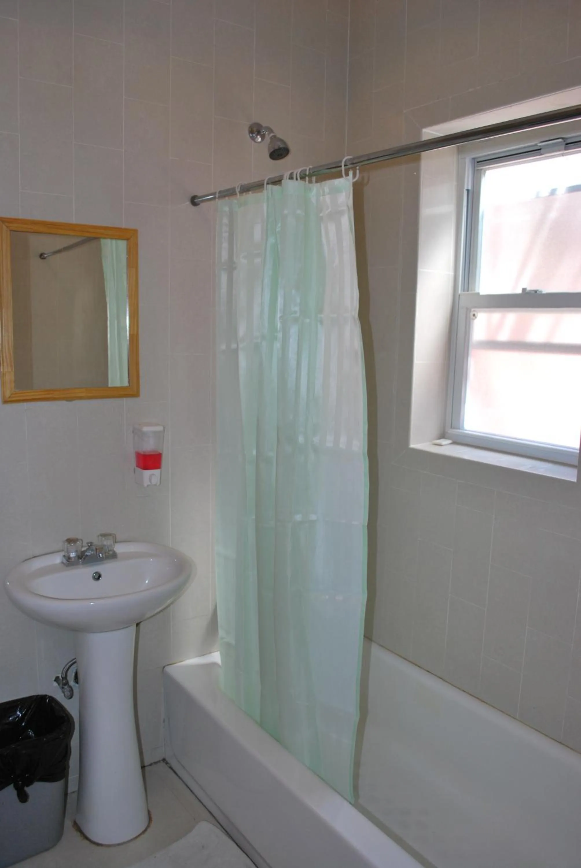 Bathroom in Bowery Grand Hotel
