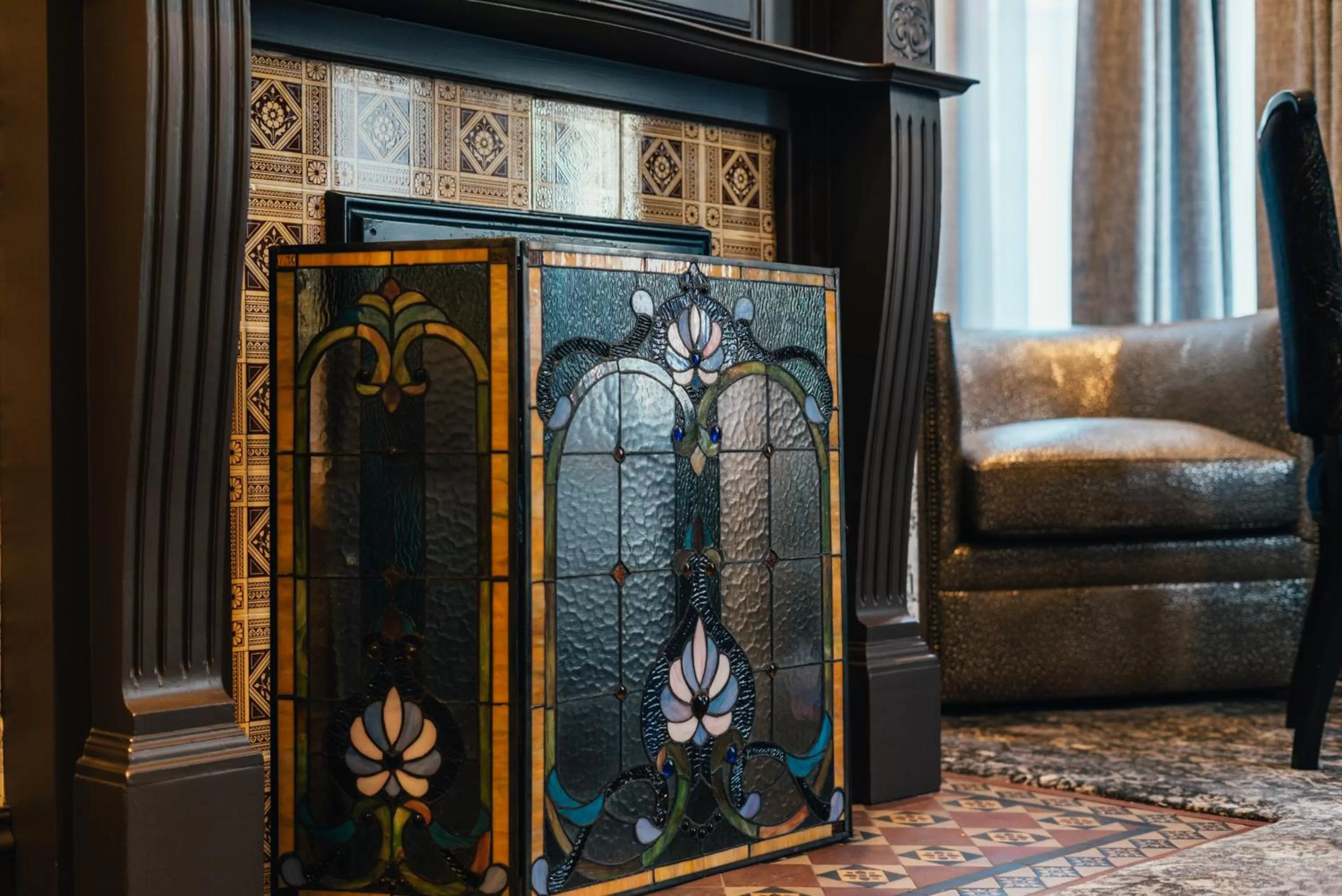 Decorative detail in Neighbourgood Sutter Mansion