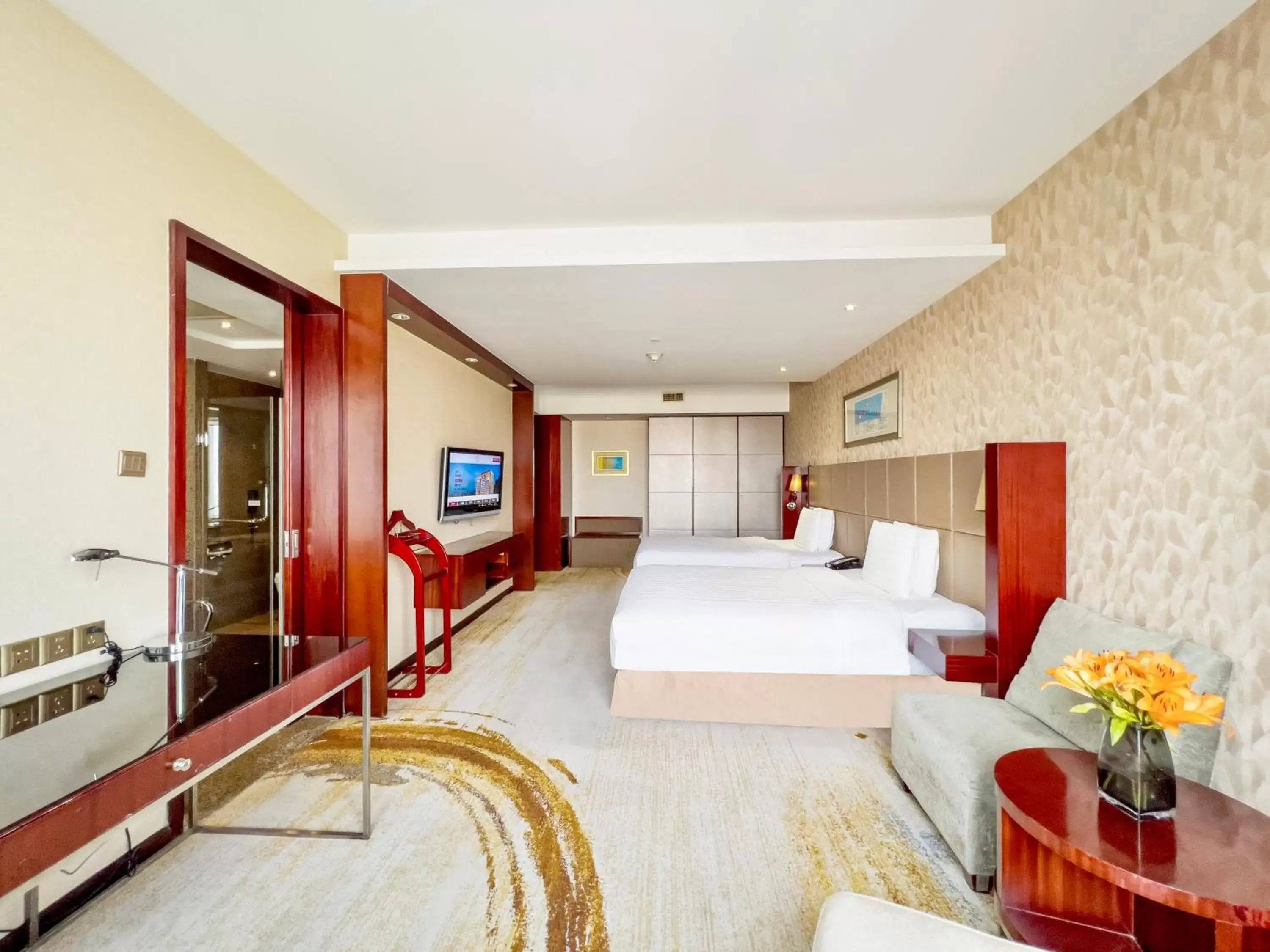 2 Twin Beds Standard Room in Crowne Plaza Beijing Zhongguancun by IHG 2 Twin Beds Standard Room in Crowne Plaza Beijing Zhongguancun by IHG
