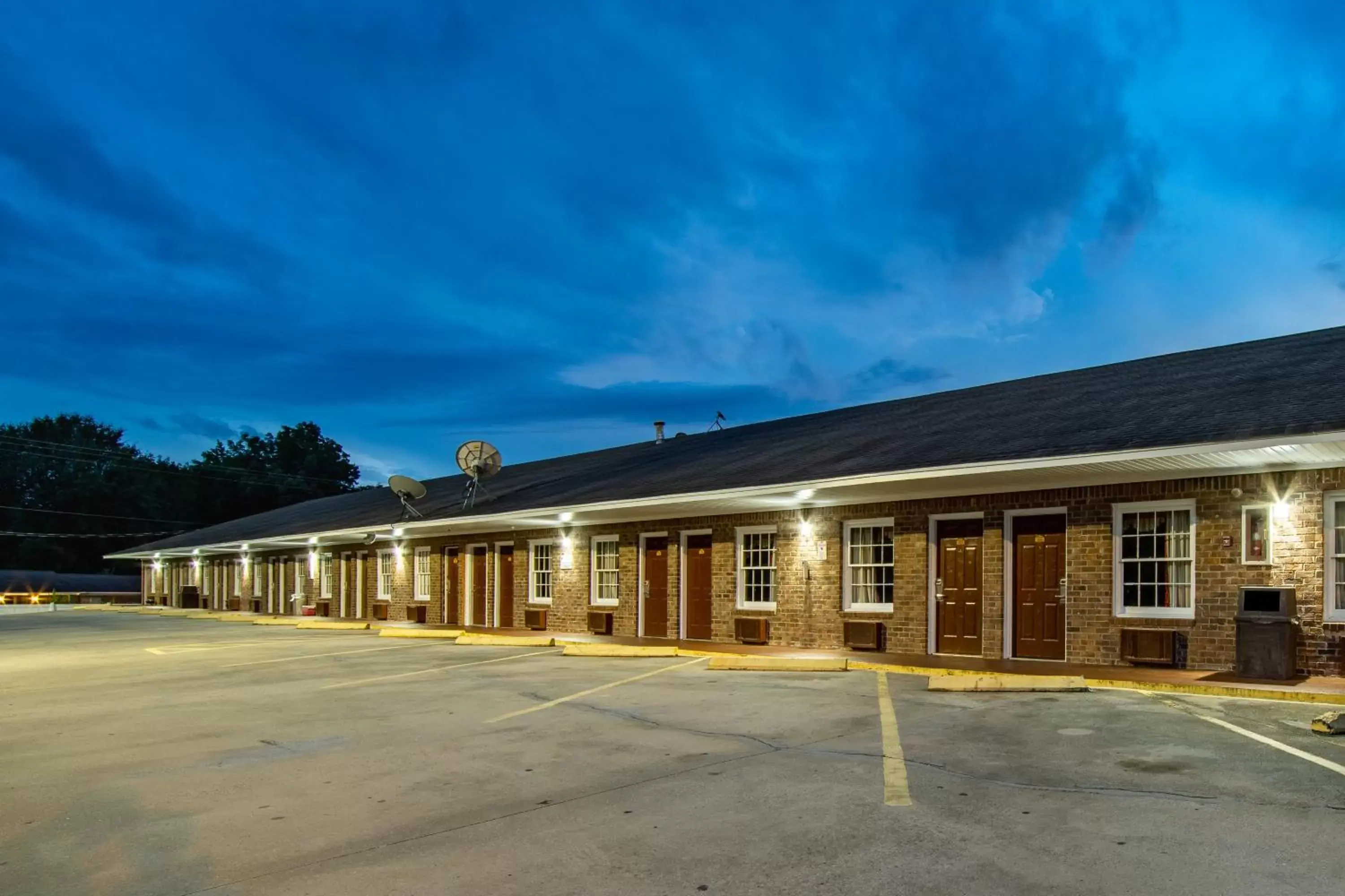 Property Building in Carolina Lodge